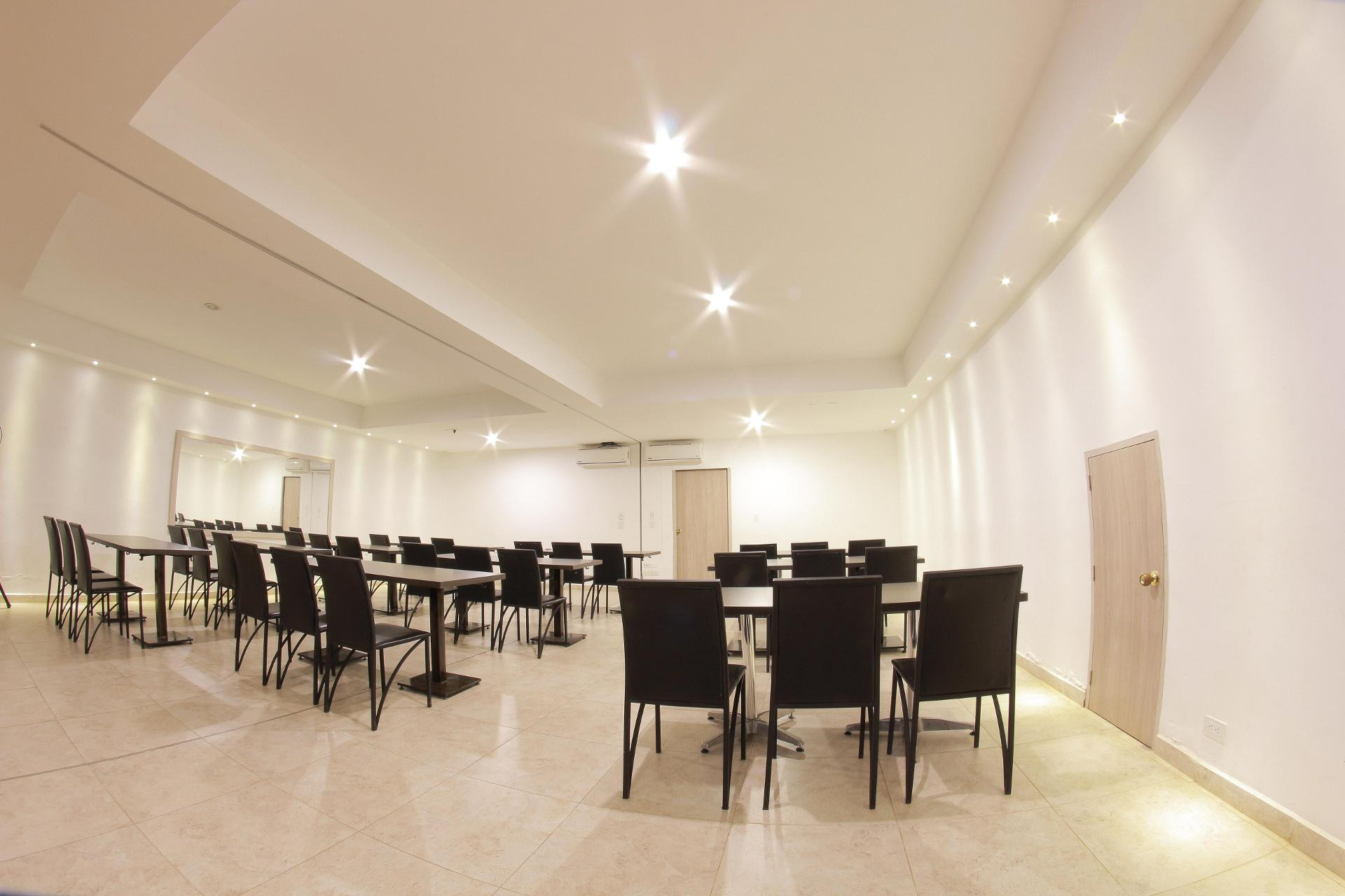 Sala de Reuniones Royal Garden Hotel Boutique