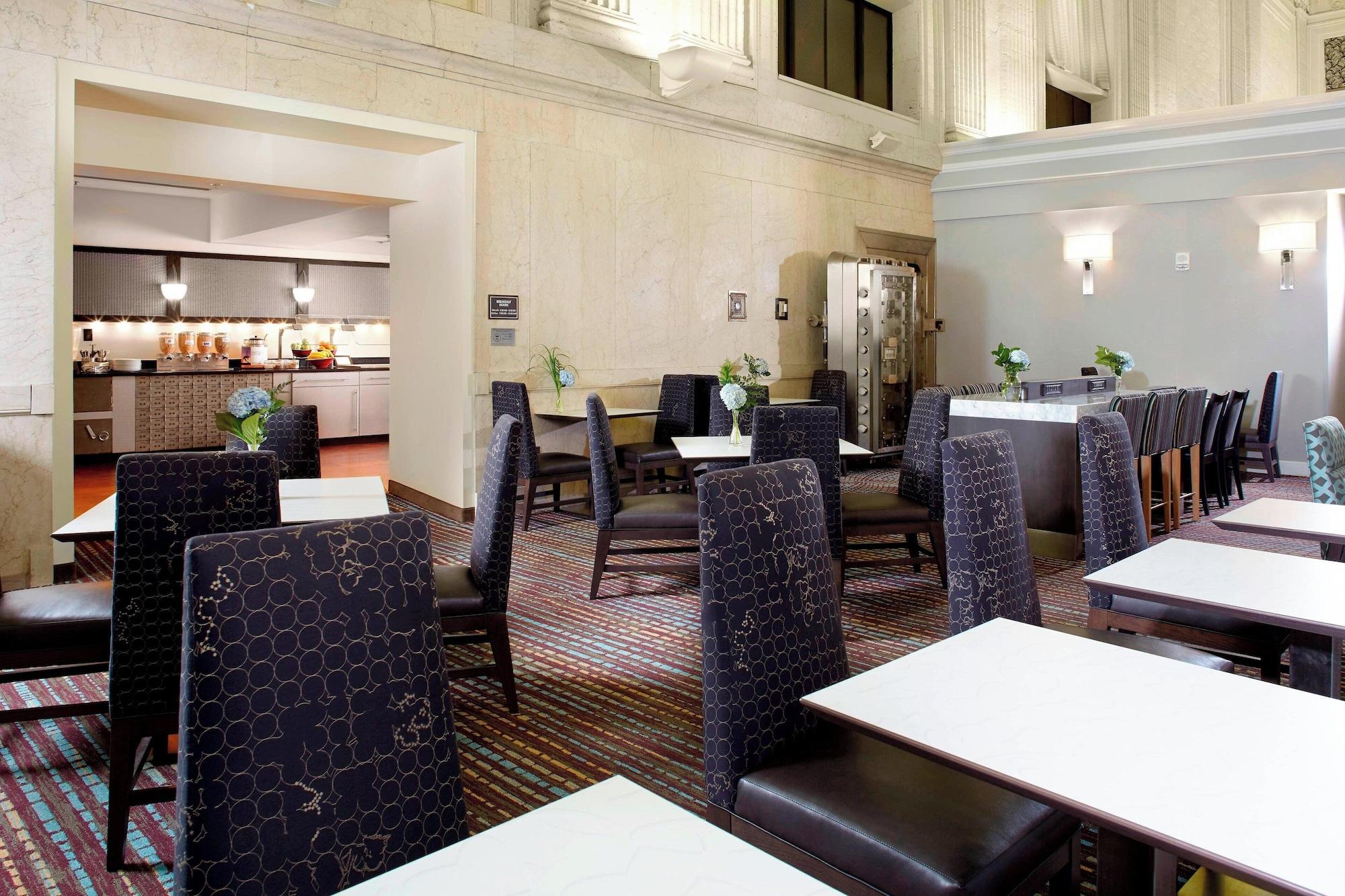 Restaurant Residence Inn by Marriott Columbus Downtown