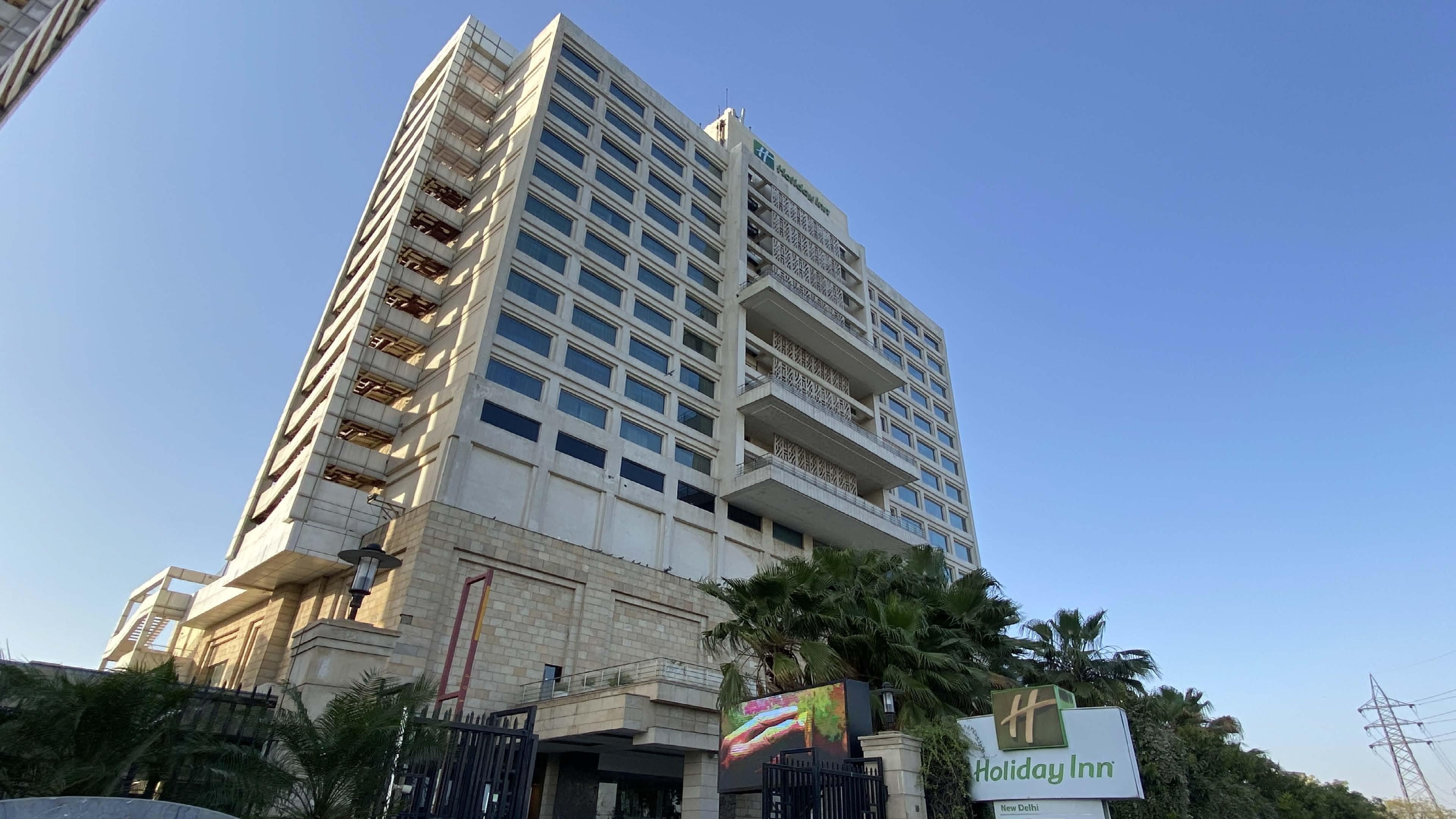 Vista Exterior Holiday Inn New Delhi Mayur Vihar Noida by IHG