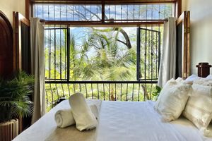 Alquiler Vacacional - Ocean View Infinity Pool Villa & Hot Tub !CLOSE TO BEACH!