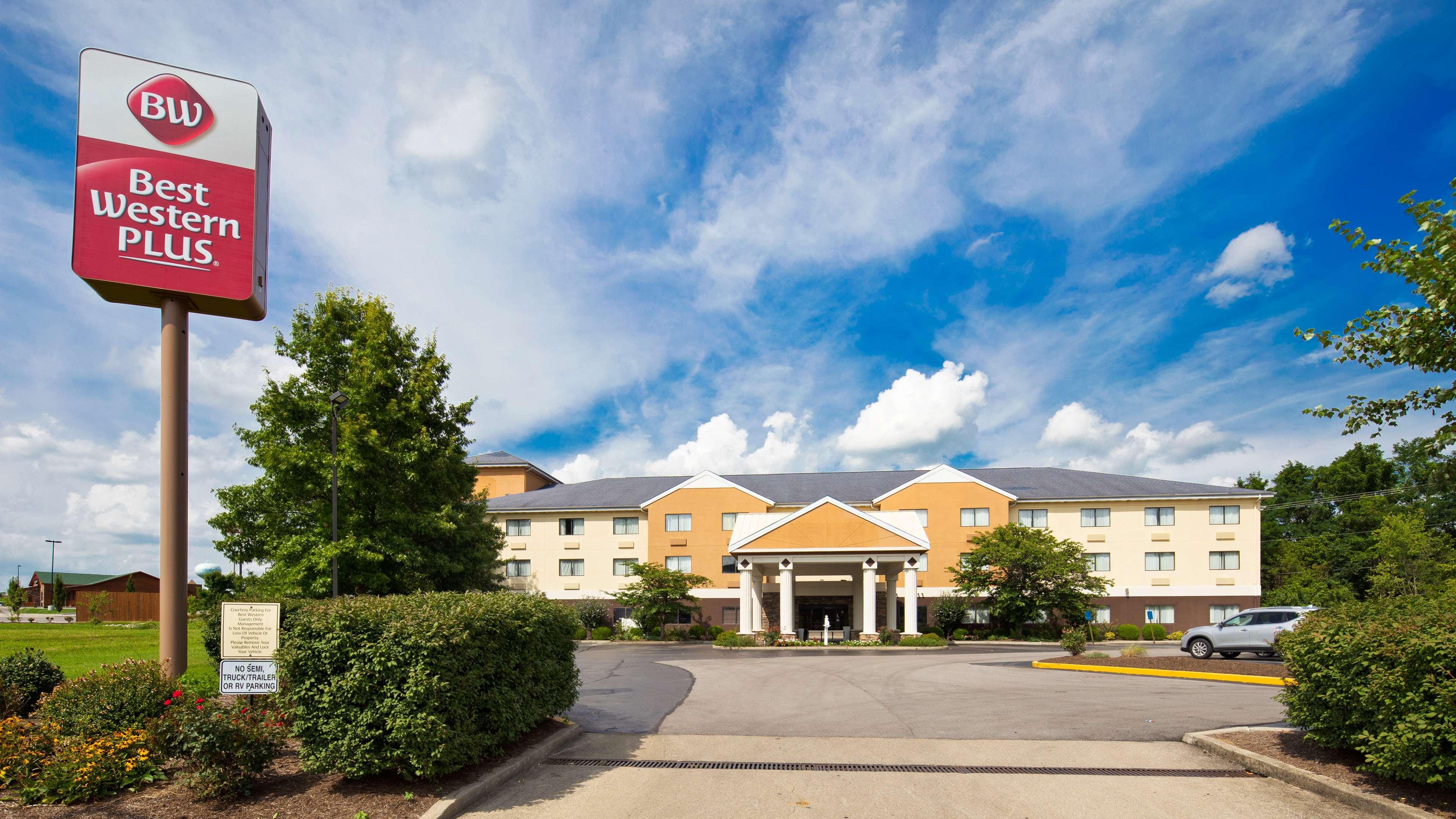 Vista Exterior Best Western Plus Georgetown Corporate Center Hotel