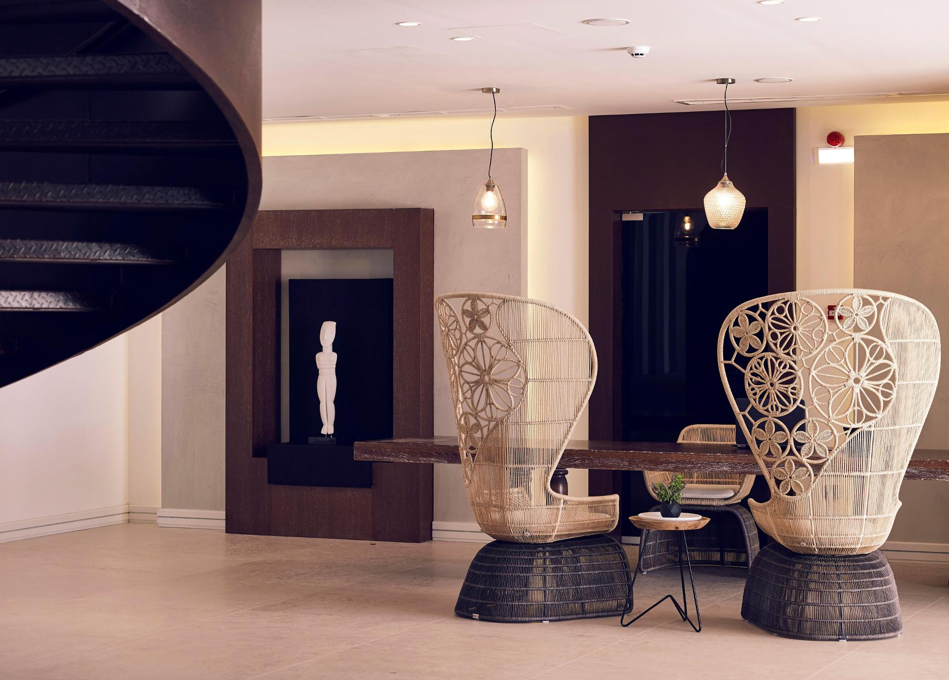 Vista Lobby Santo Pure Oia Suites & Villas