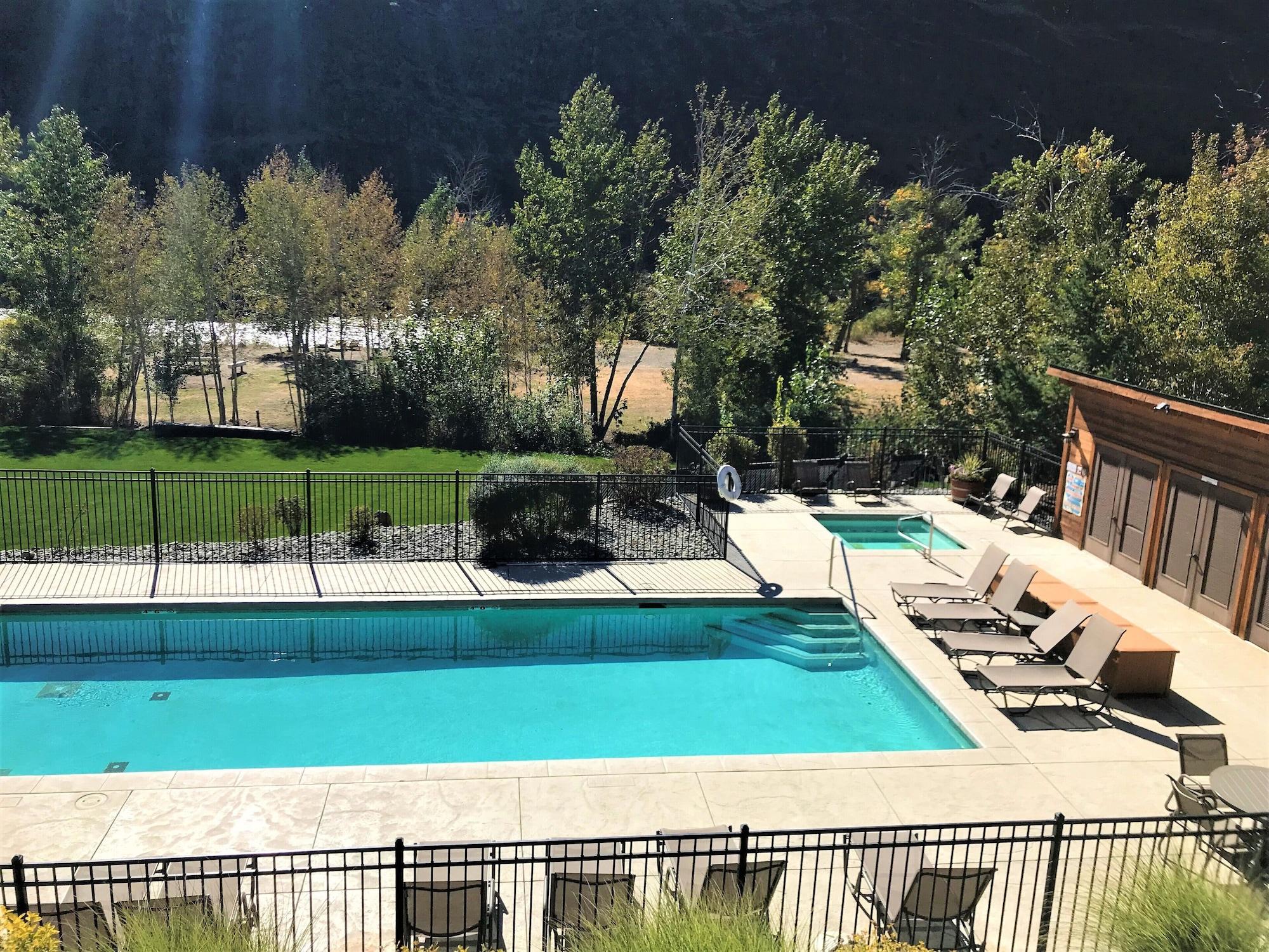 Vista Piscina The Lodge at Canyon River Ranch