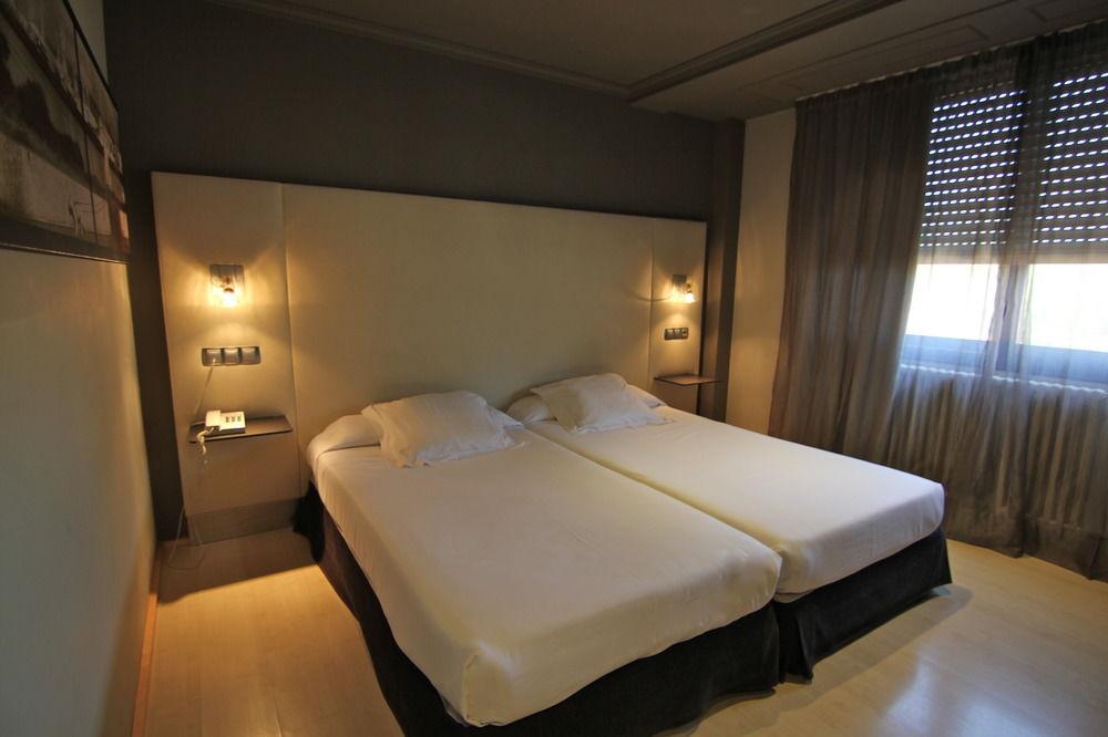 Habitación Hotel Carrís Almirante