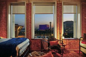 Renta temporal - The Bentley Collection - Loft in Downtown Dallas with&nbsp;Skyline&nbsp;Views