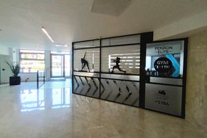 Alquiler Vacacional - 1st Line Beach View; Food & Pool Option. Massage Chair. Steps From Marina Mall