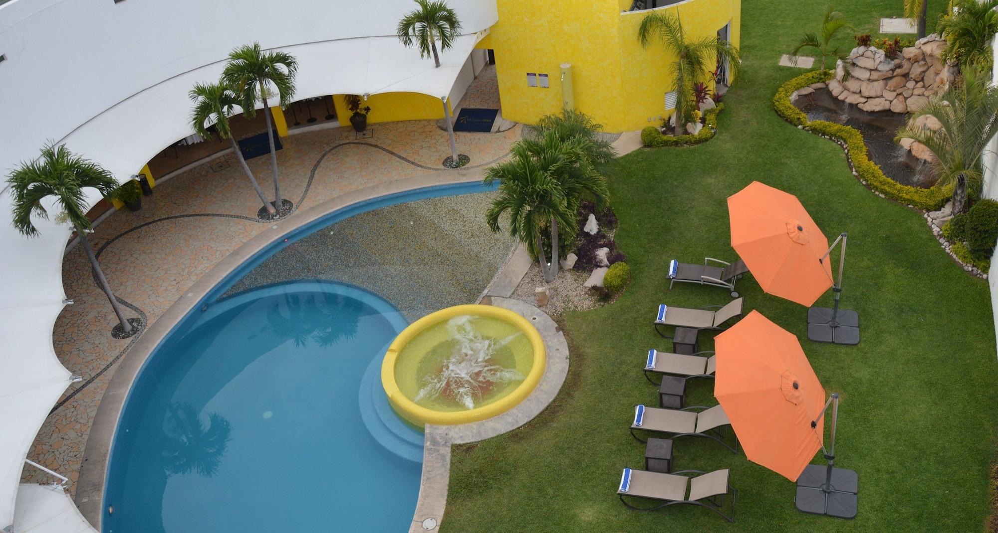 Vista Exterior Hotel Mágico Inn