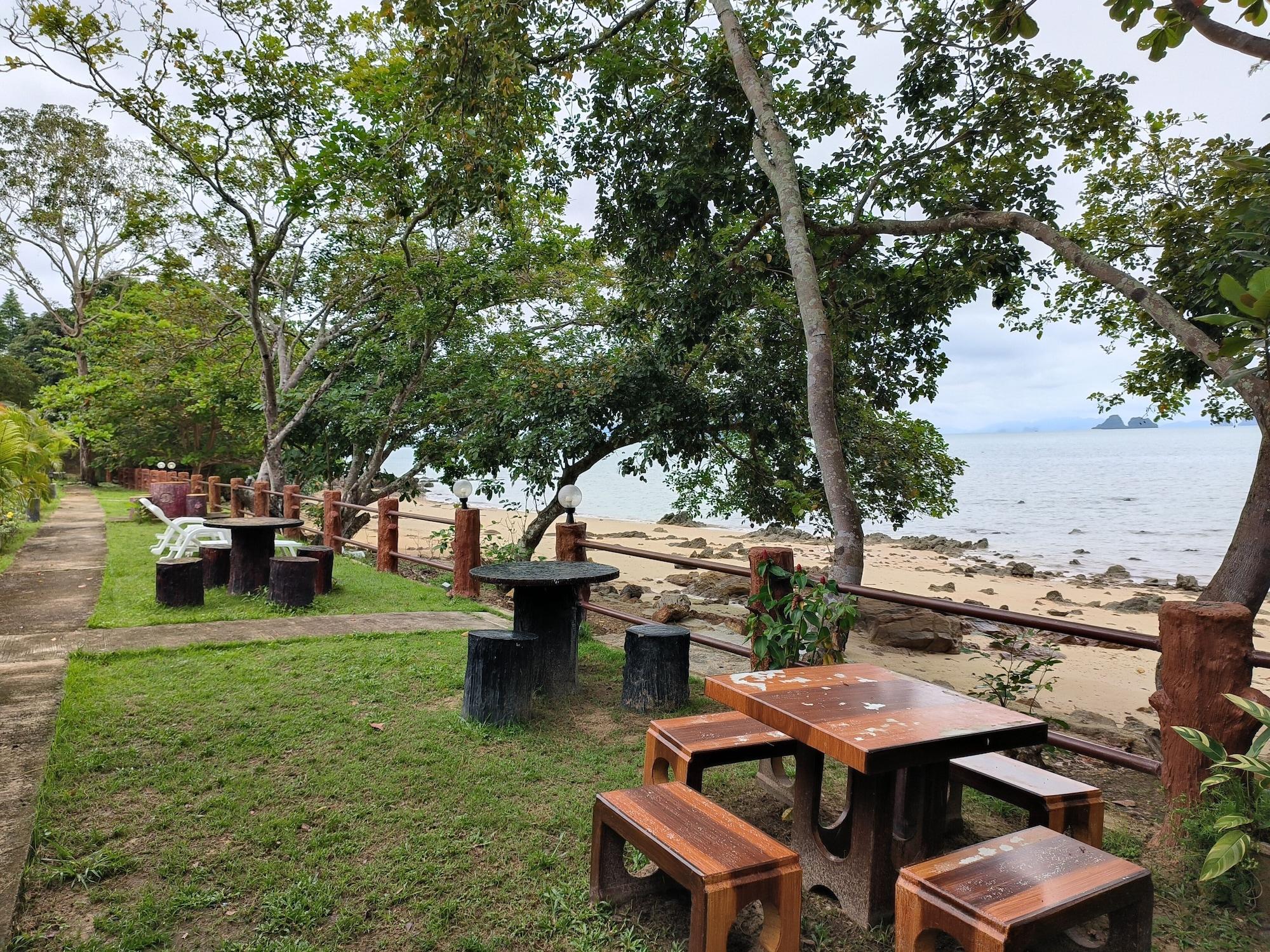 Playa Sunrise Beach Koh Yao Resort