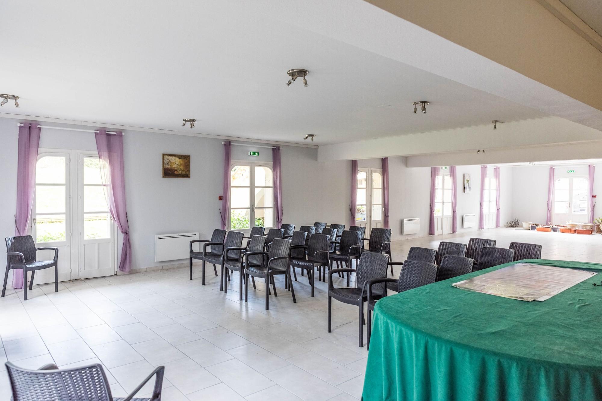 Sala de Reuniones Château De Puy Robert