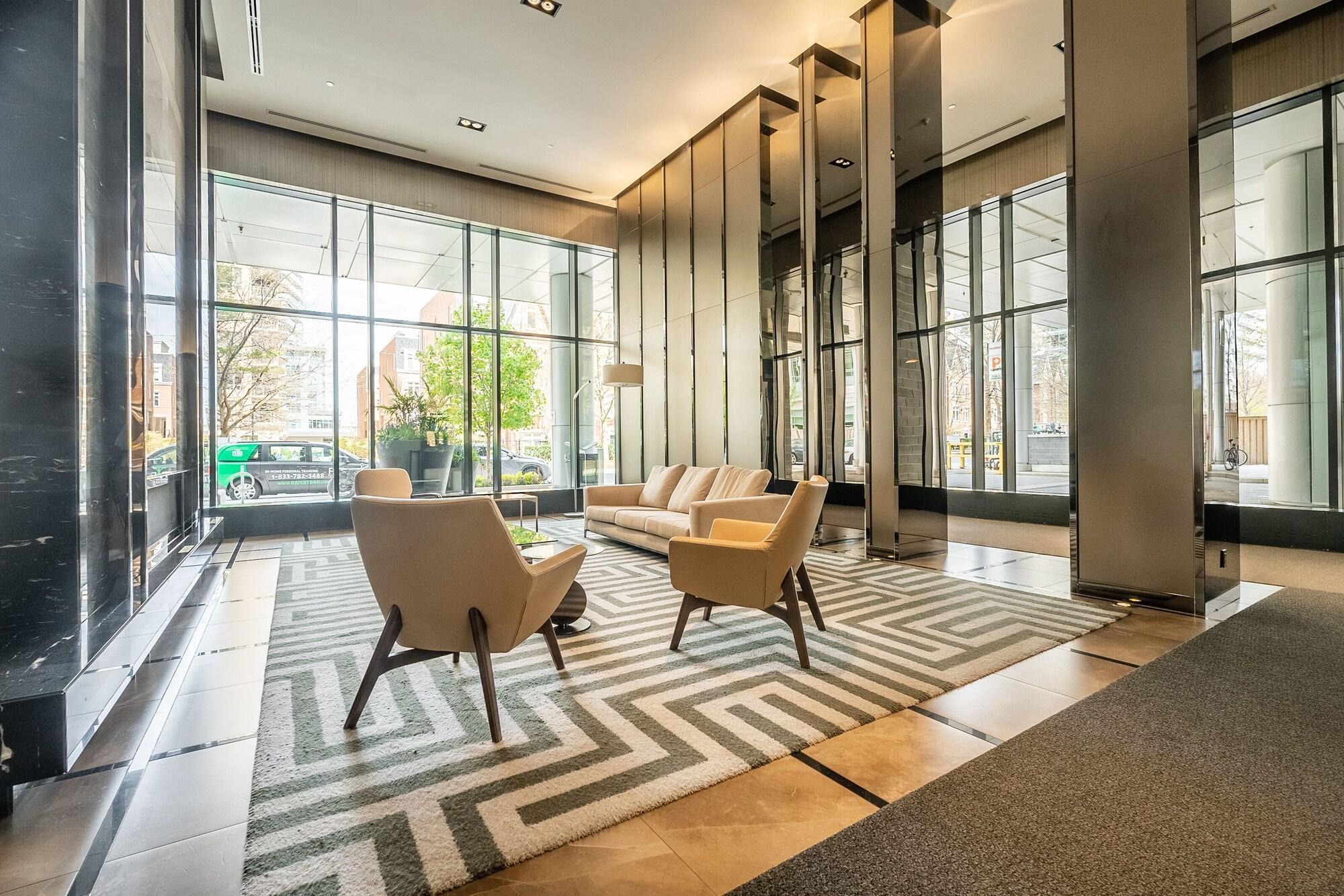 Vista Lobby GLOBALSTAY Modern Lillian St Apartments