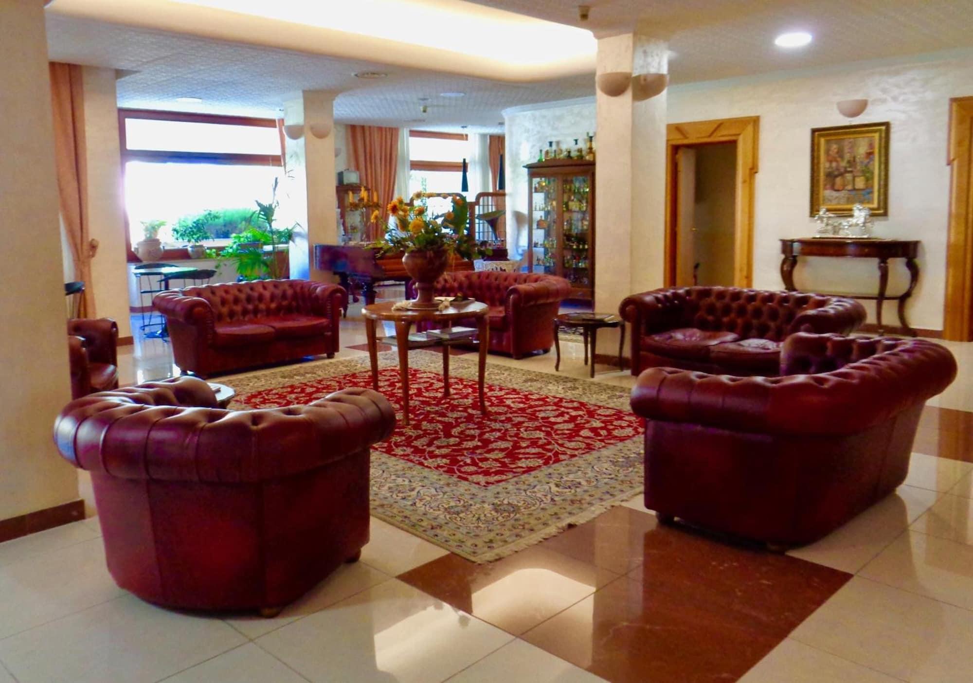 Vista Lobby Hotel Belvedere