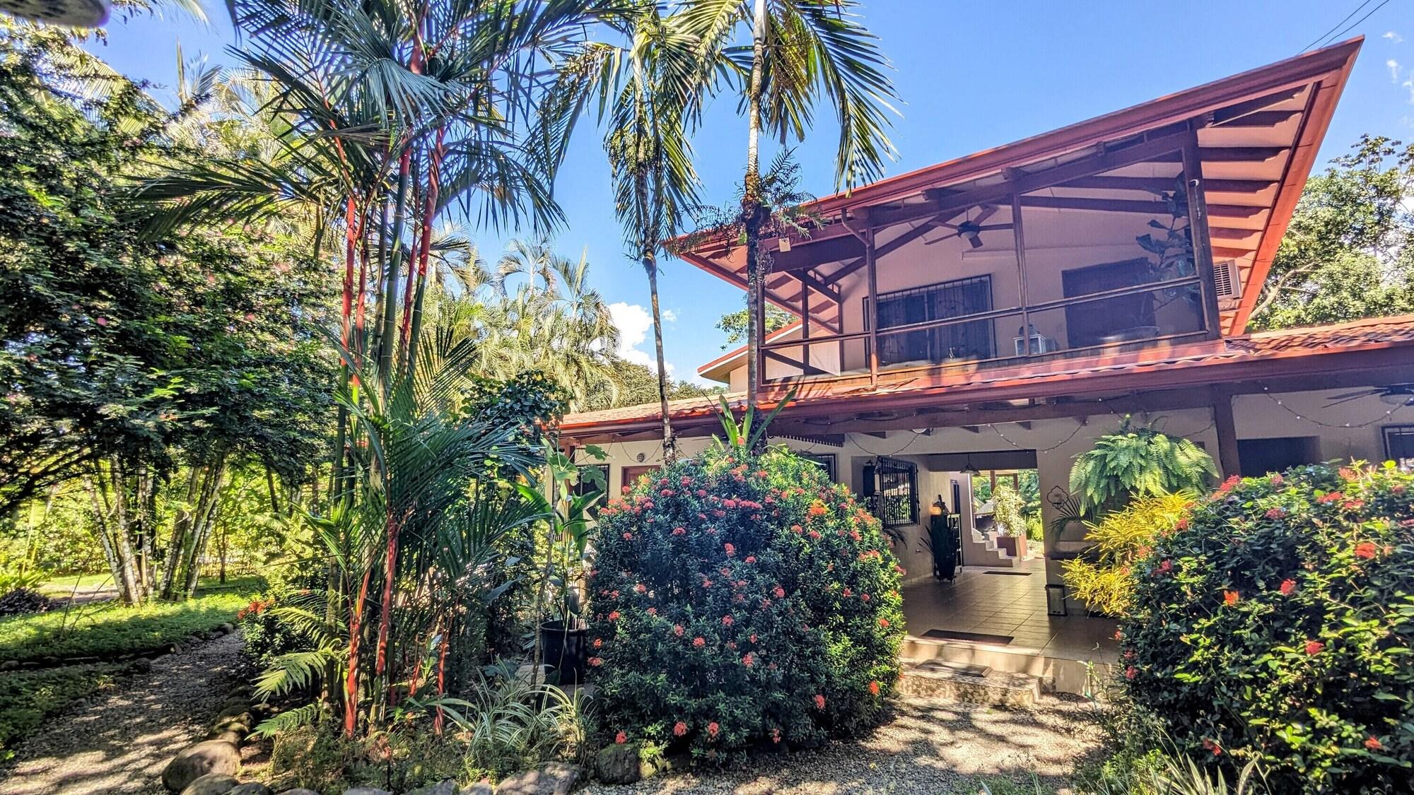 Vista Exterior B&B Jardin de los Monos