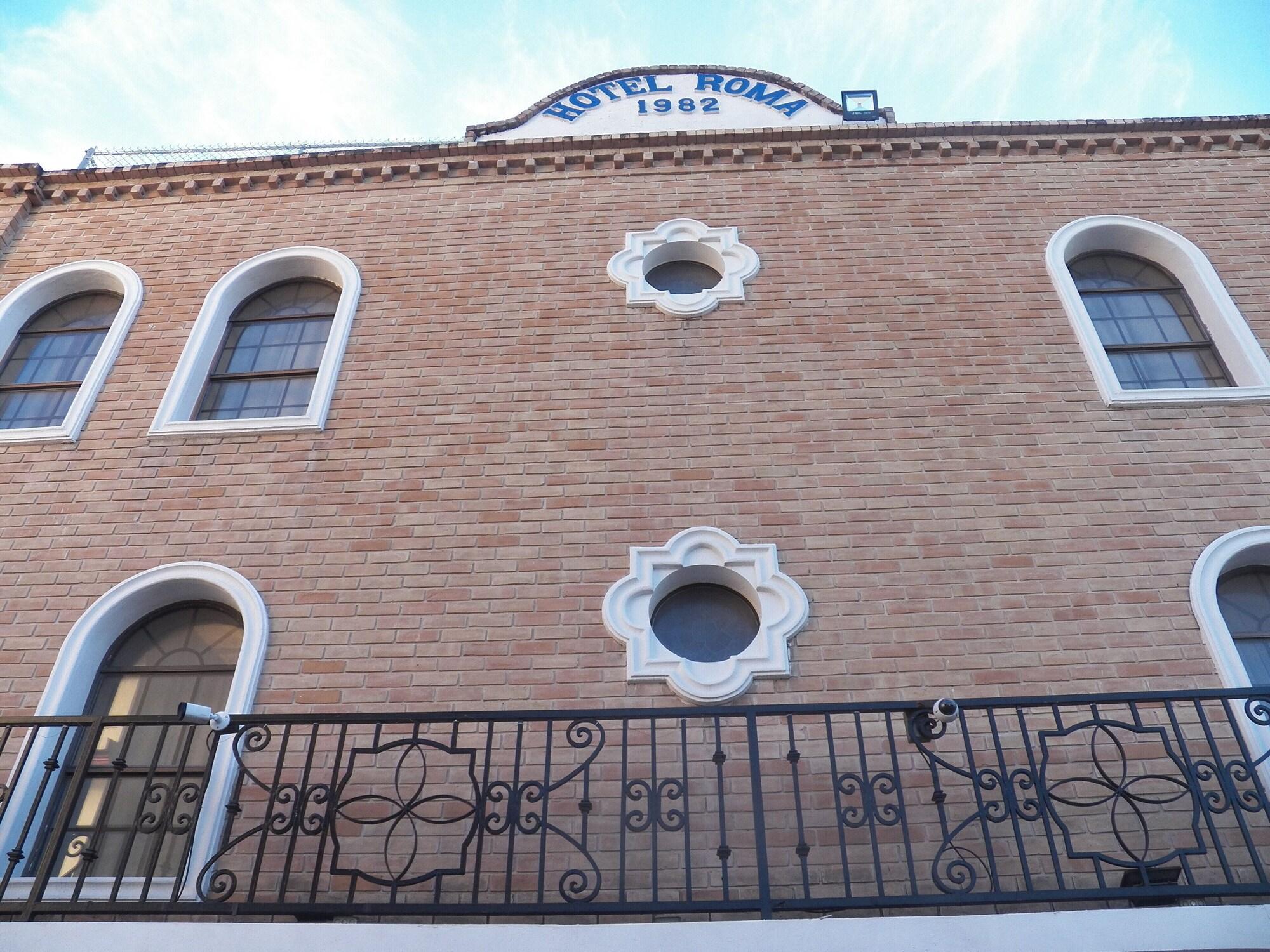 Vista Exterior Hotel Roma