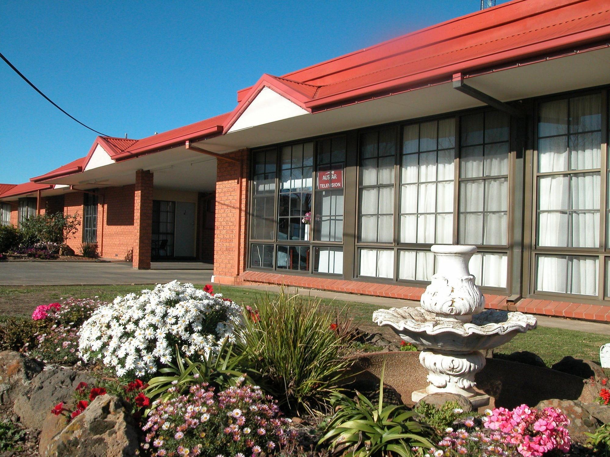 Vista Exterior Ambassador Motor Inn Ballarat