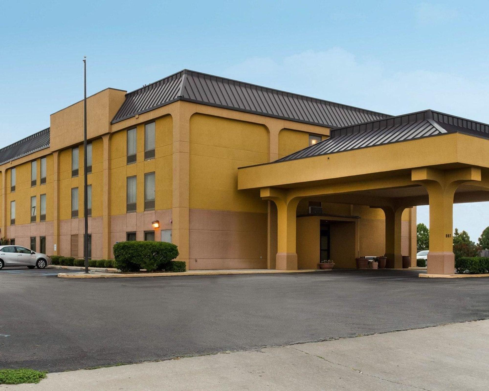 Varios Quality Inn