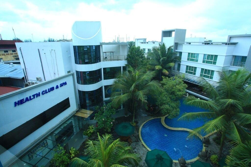 Vista Exterior Blue Sky Hotel
