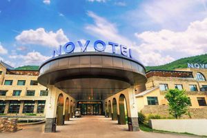 Alojamiento - Novotel Linfen Mount Yun