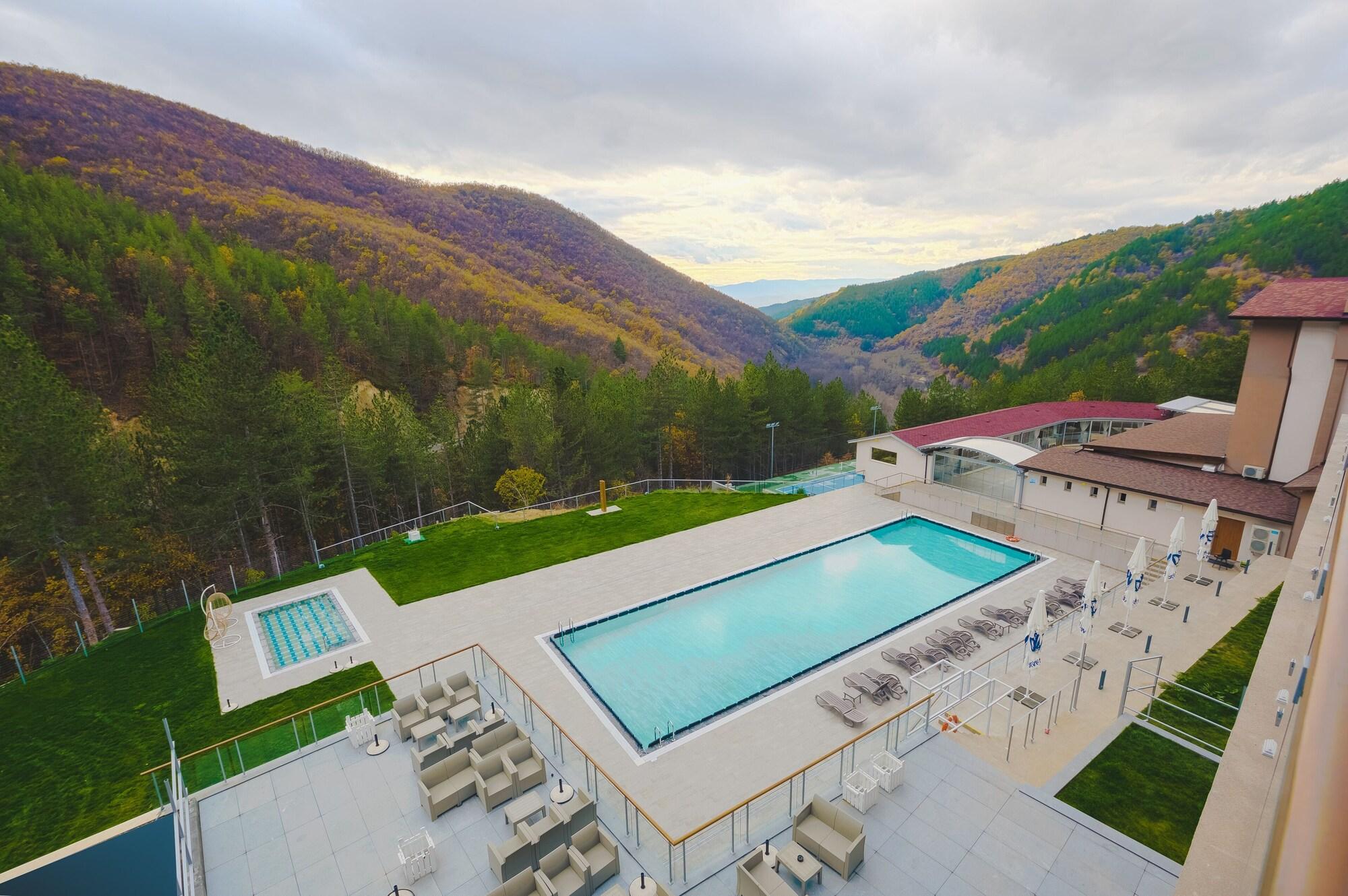 Vista Piscina Spa Hotel Orbita