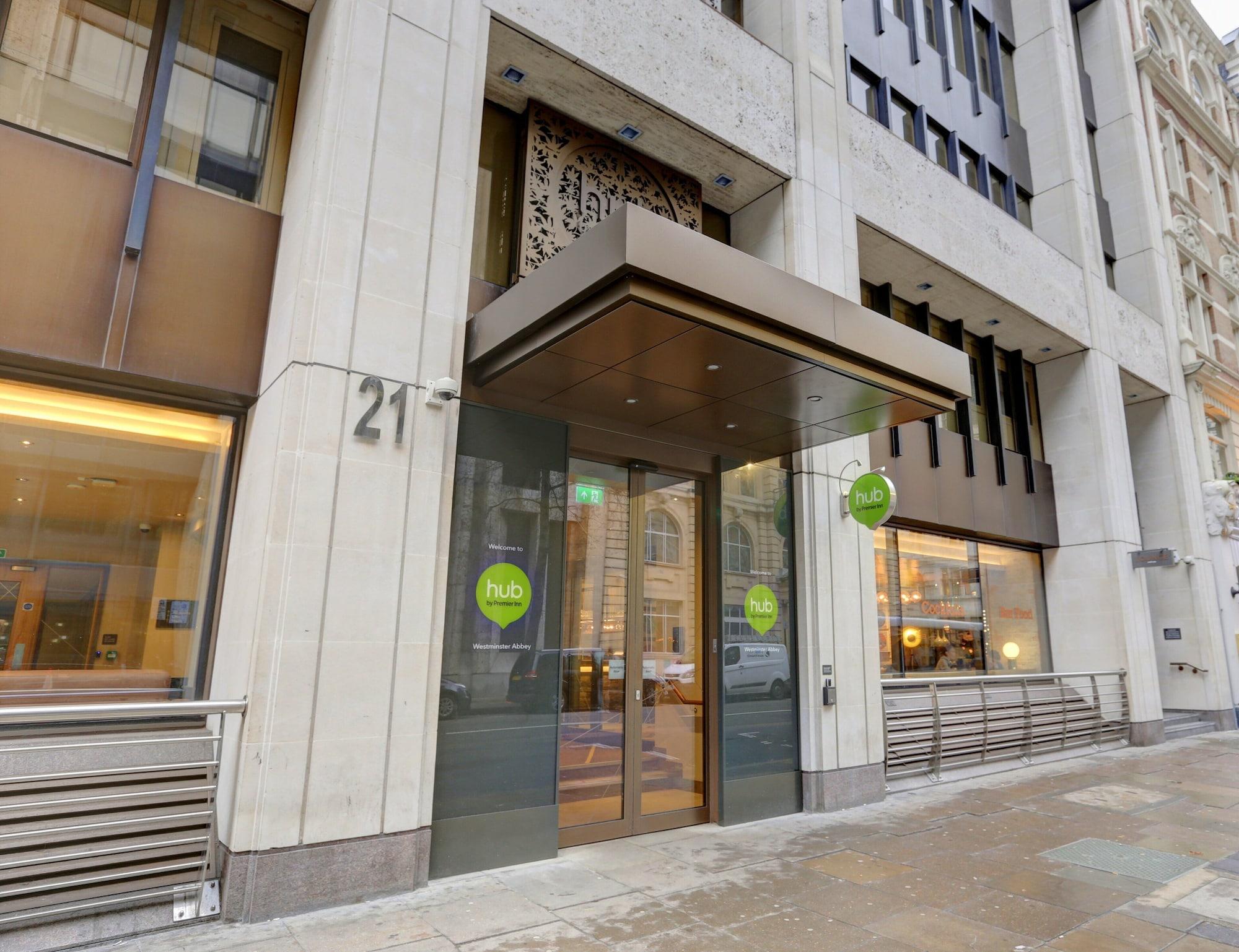 Vista Exterior Hub By Premier Inn London Westminster - Westminster Abbey
