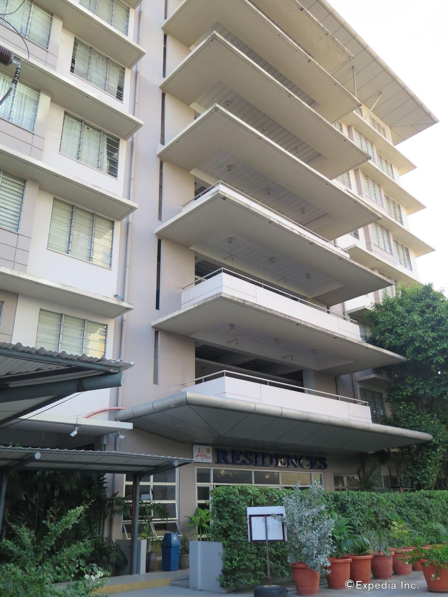 Vista Exterior Alicia Tower Residences - Adult Only - Hostel