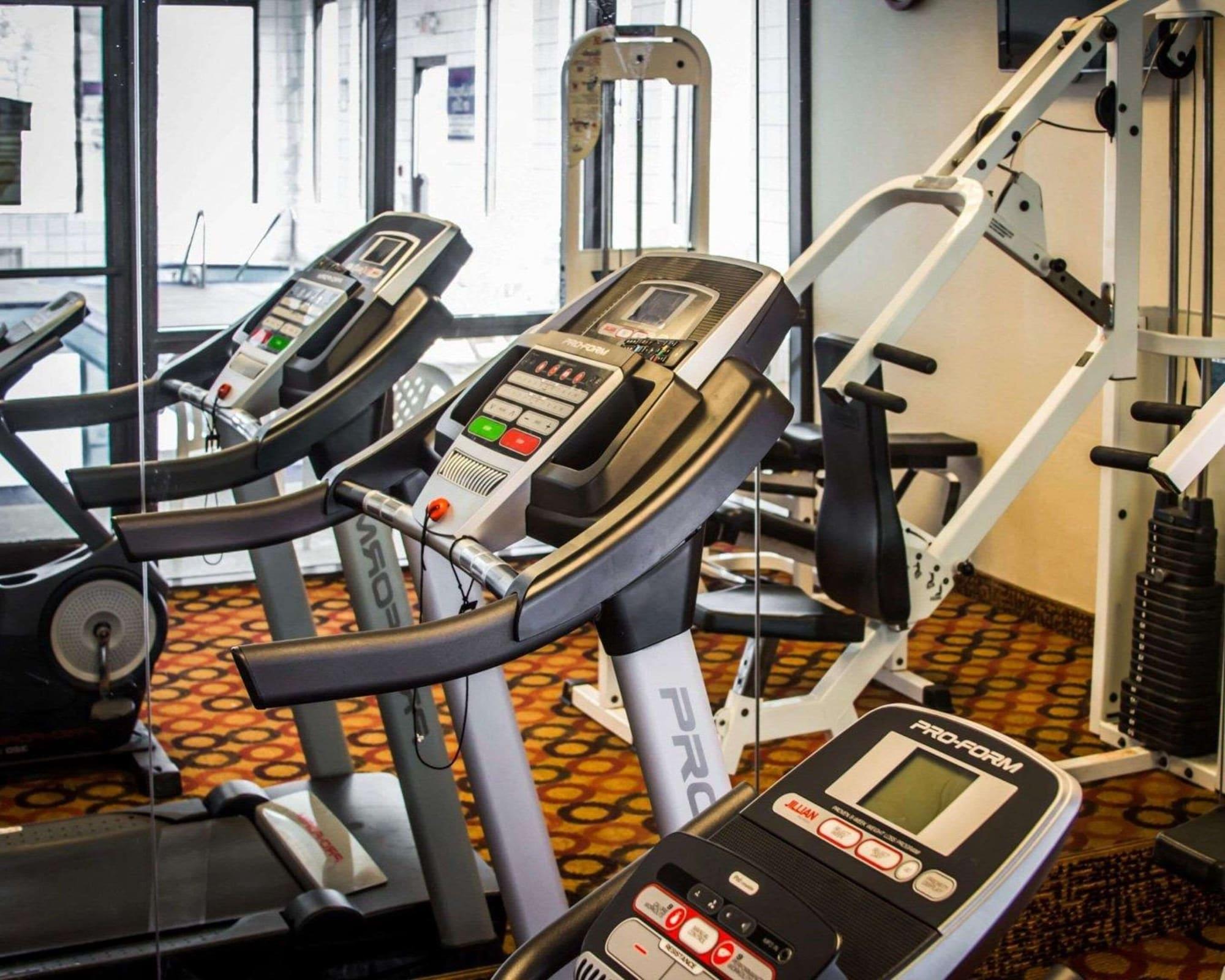 Gimnasio Quality Inn & Suites