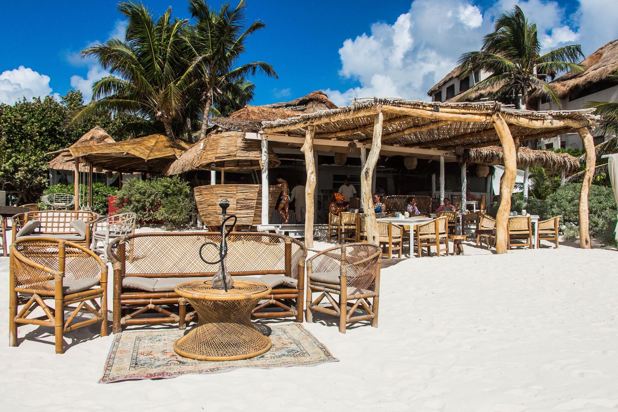 Restaurant Hotel Roc Luxe Tulum - Adults Only
