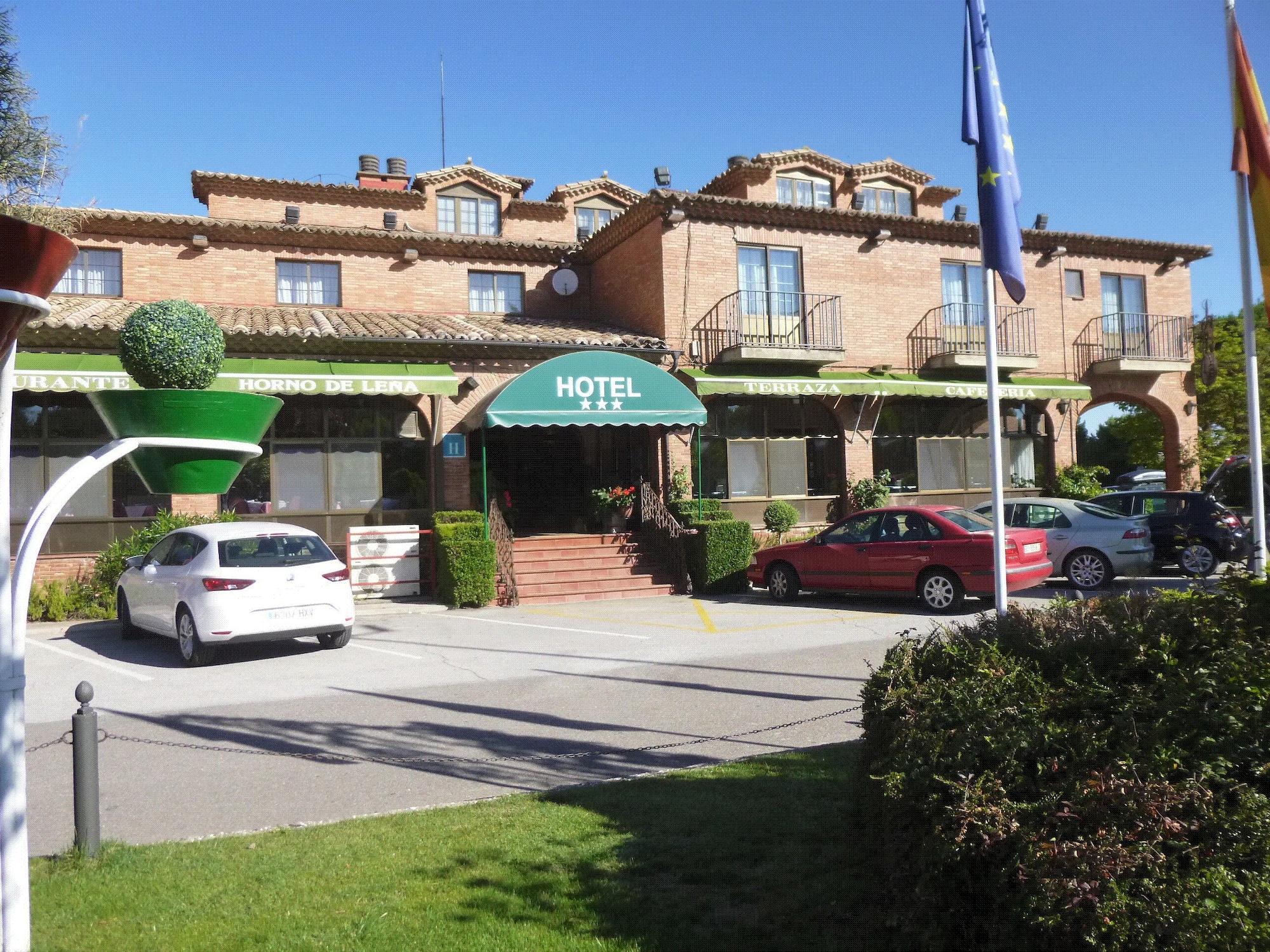 Vista Exterior Hotel Alisa
