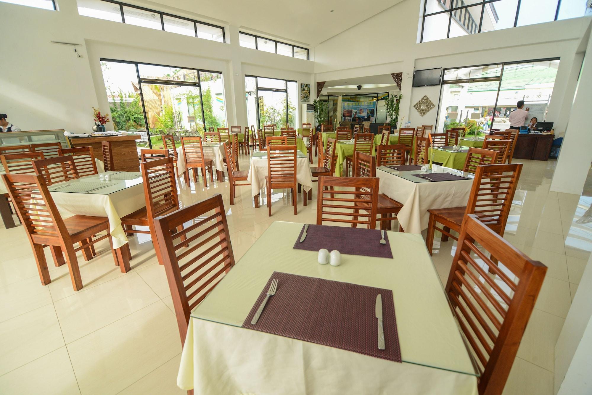 Restaurant Discover Boracay Hotel and Spa