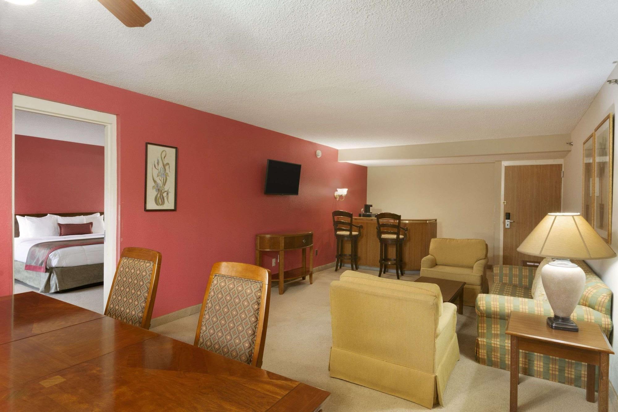Habitación Ramada by Wyndham Raleigh