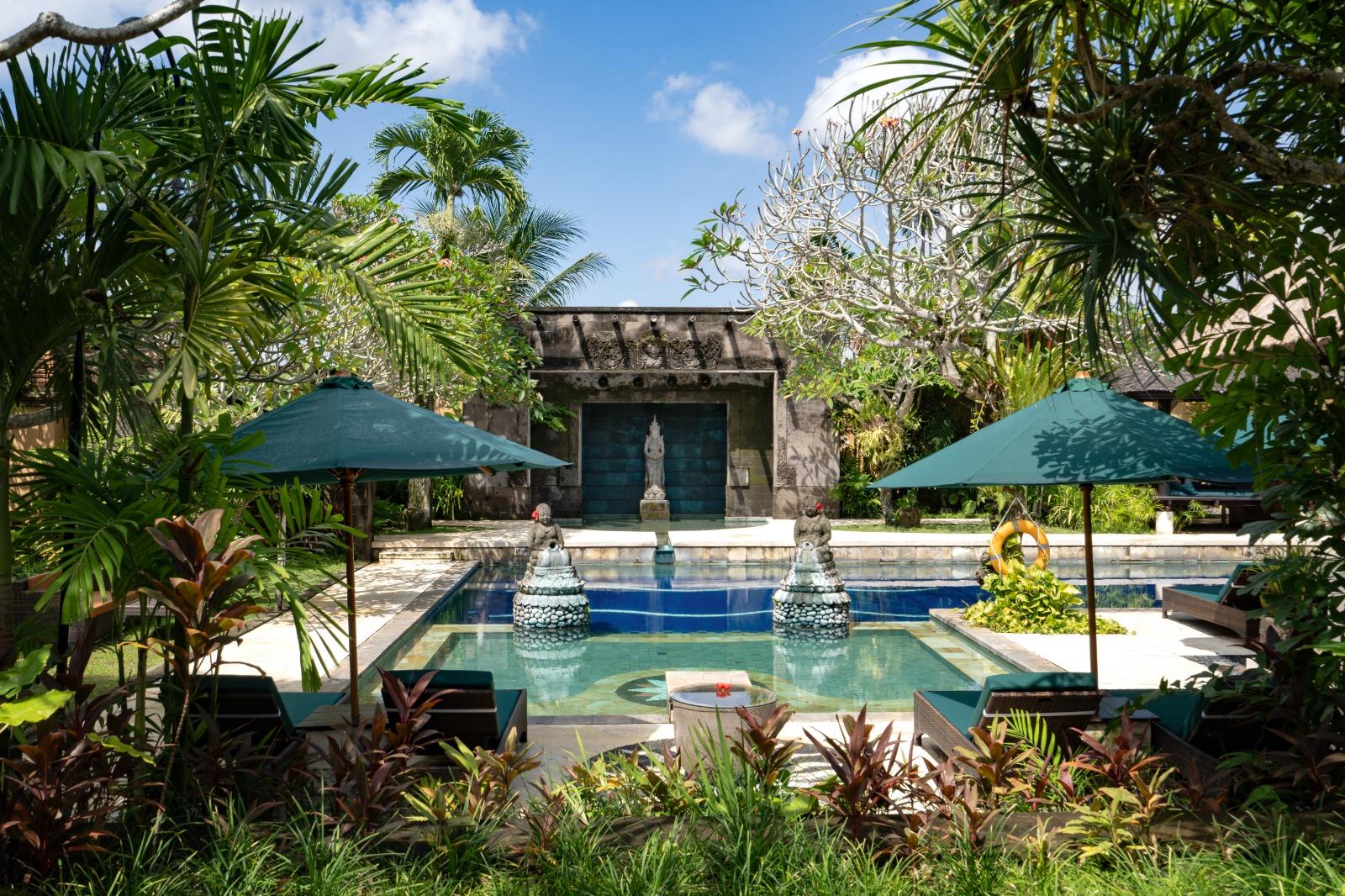 Vista Piscina Svarga Bebek Villas