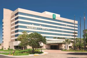 Alojamiento - Embassy Suites by Hilton Orlando International Dr ICON Park