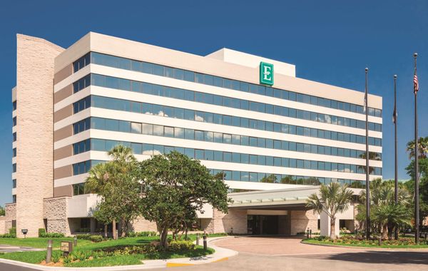 Embassy Suites by Hilton Orlando International Dr ICON Park - Hoteles en International Drive de Orlando