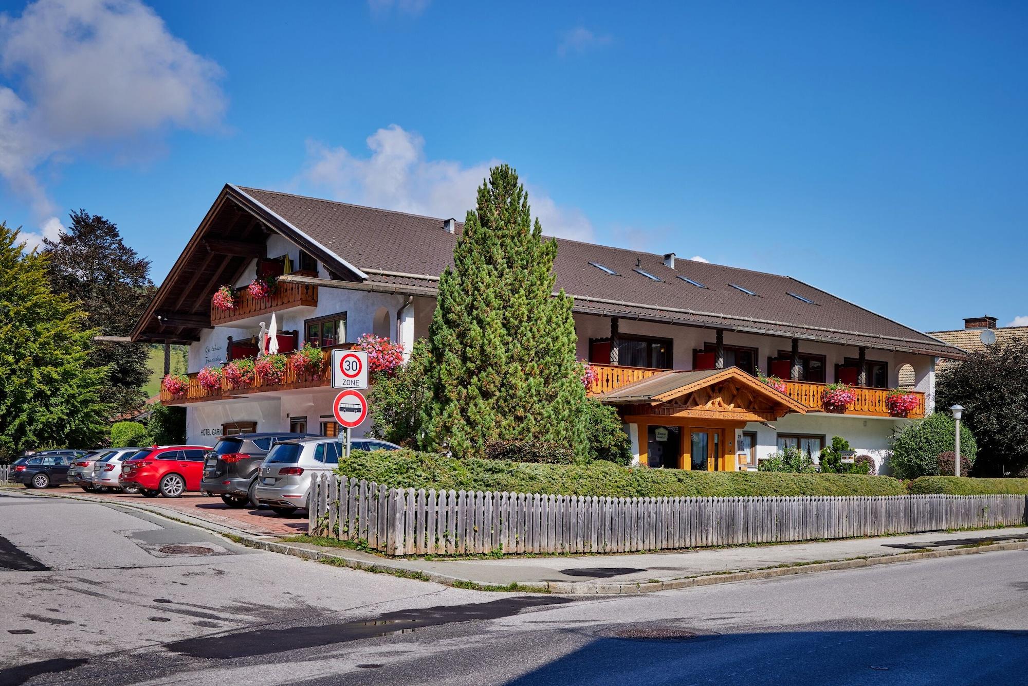Vista Exterior Gästehaus Franziska