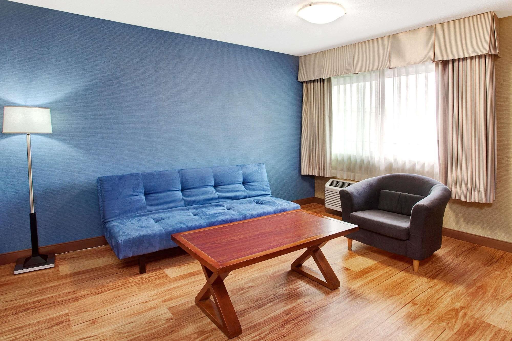 Set de Habitación Travelodge by Wyndham Culver City