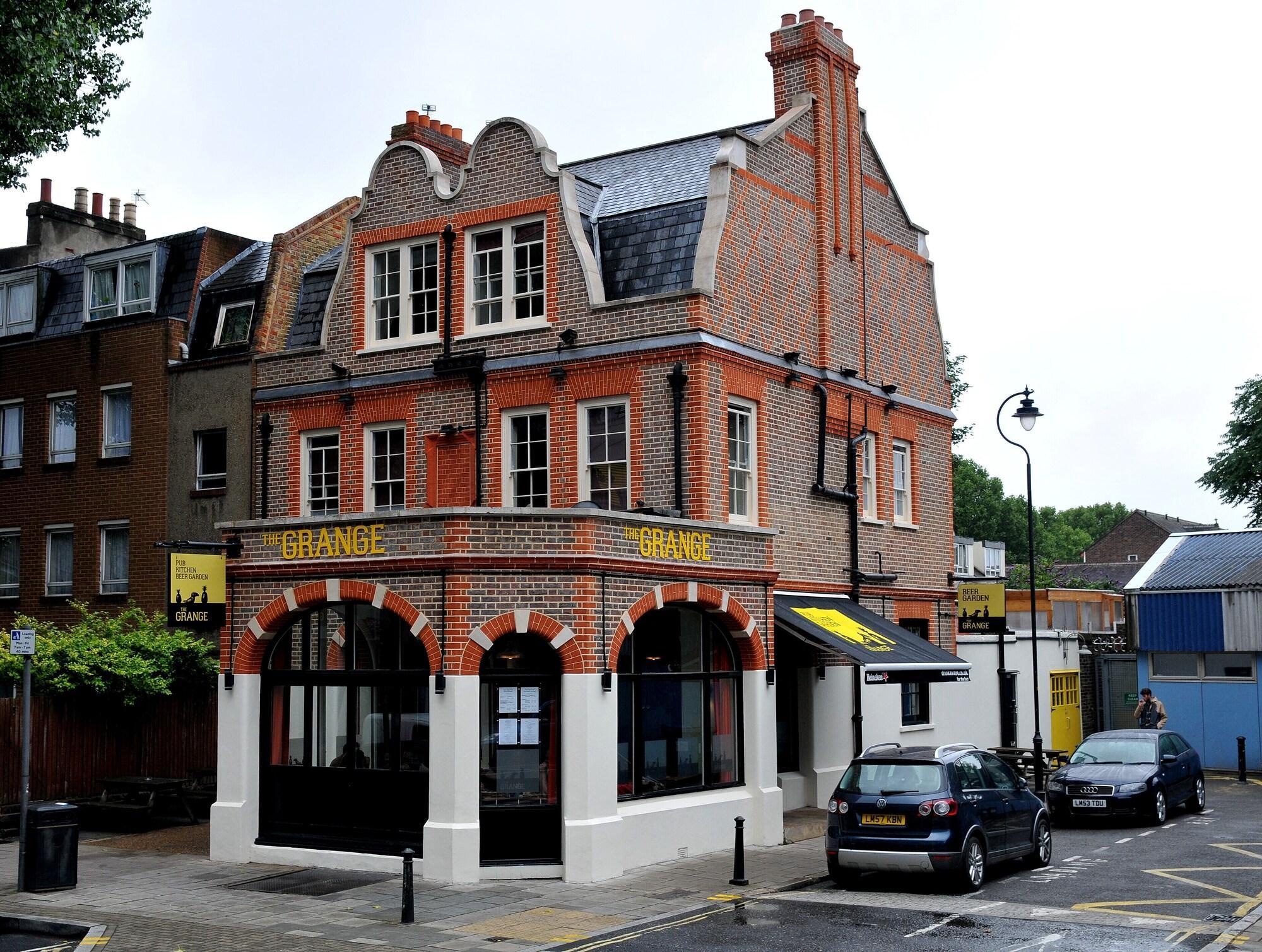 Vista Exterior The Grange Pub