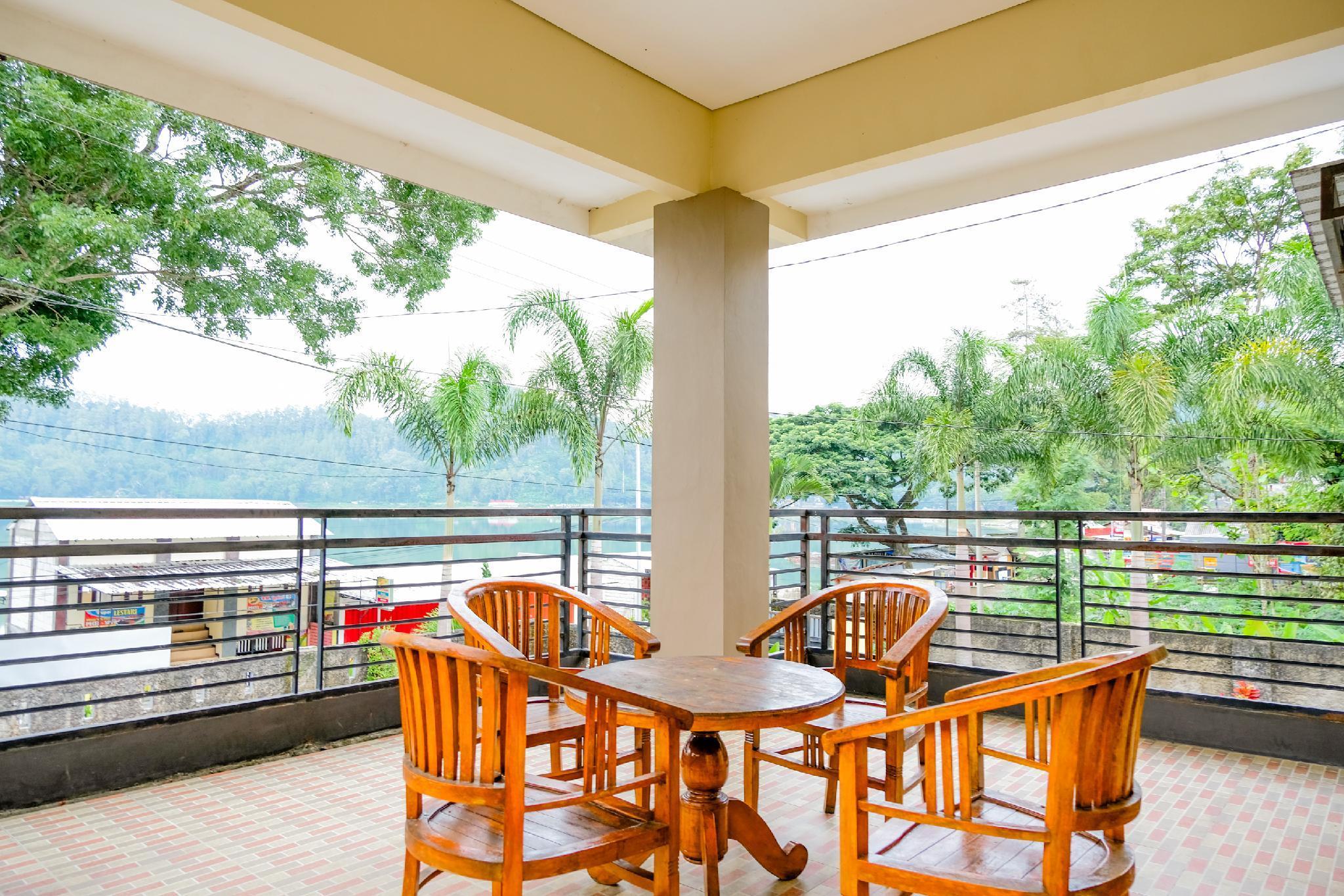 Vista Lobby SPOT ON 2448 Hotel Tlogorejo 2