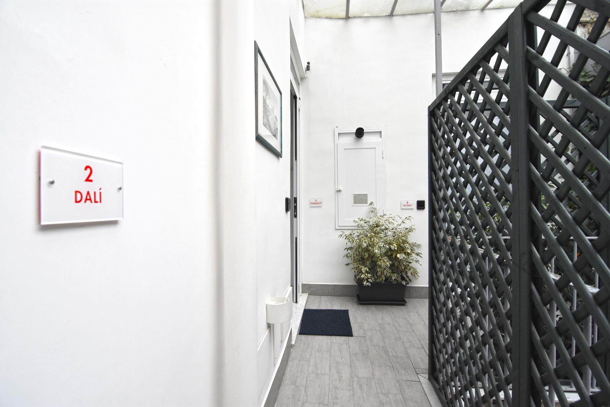 Vista Exterior Ninarella Napoli