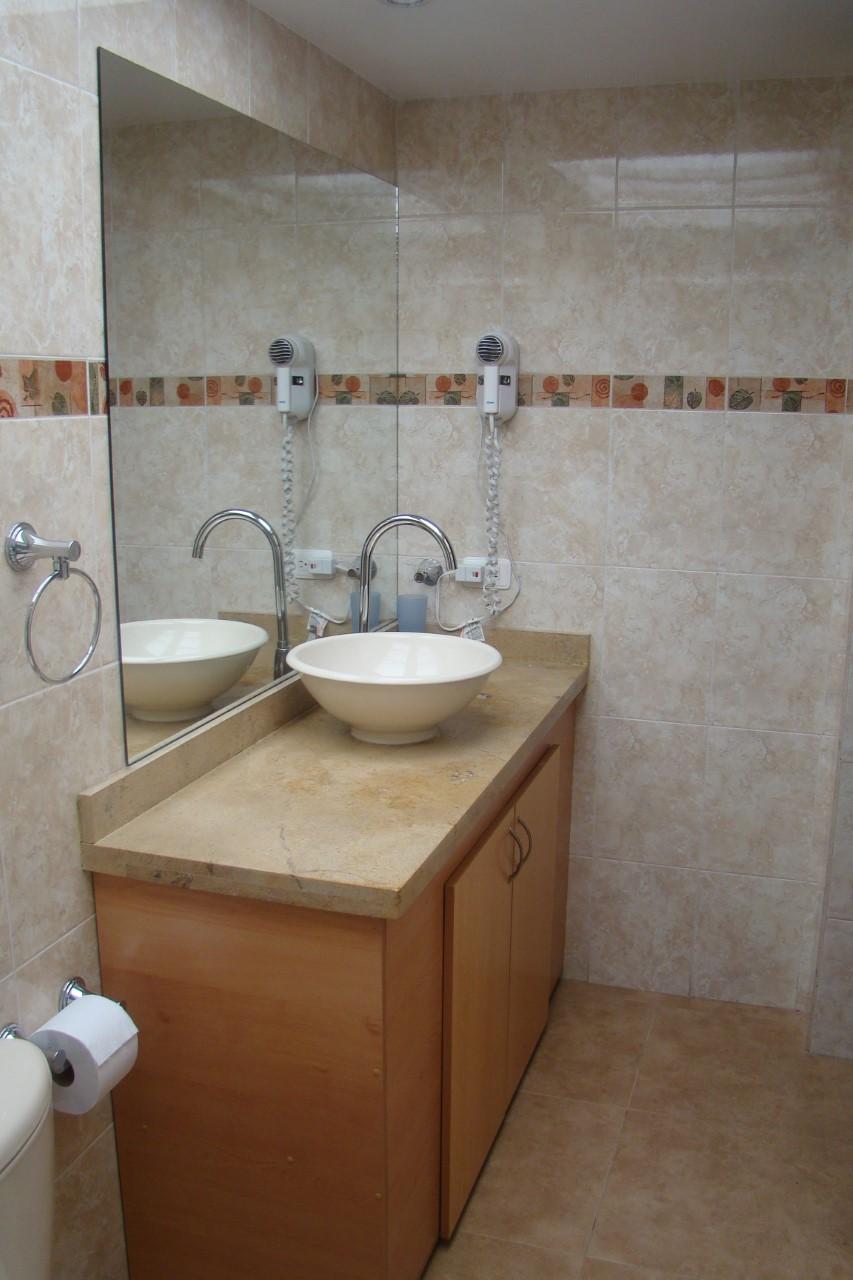Baño Hostal Bogotá Real