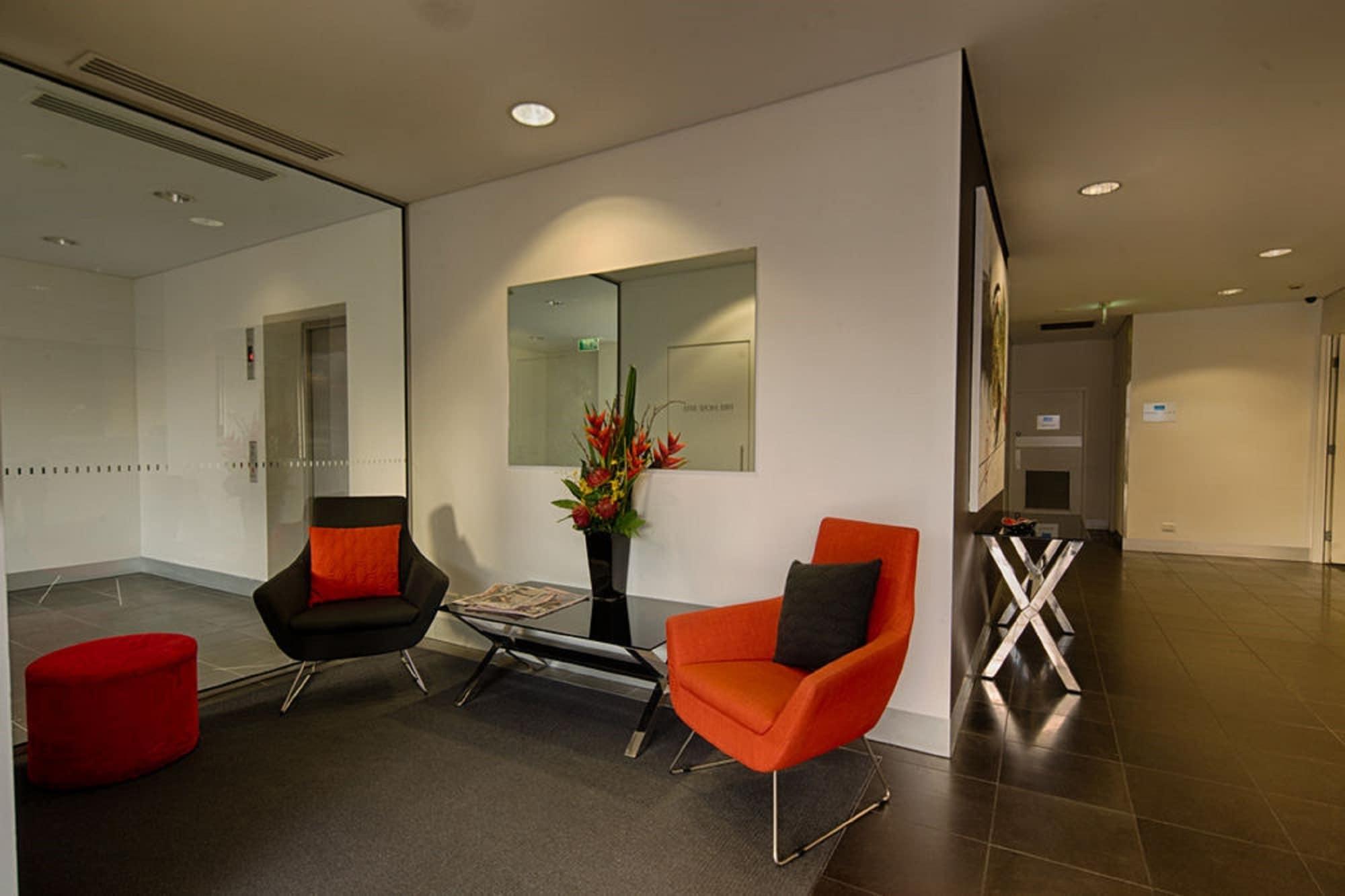 Vista Lobby Adara Hotel Richmond