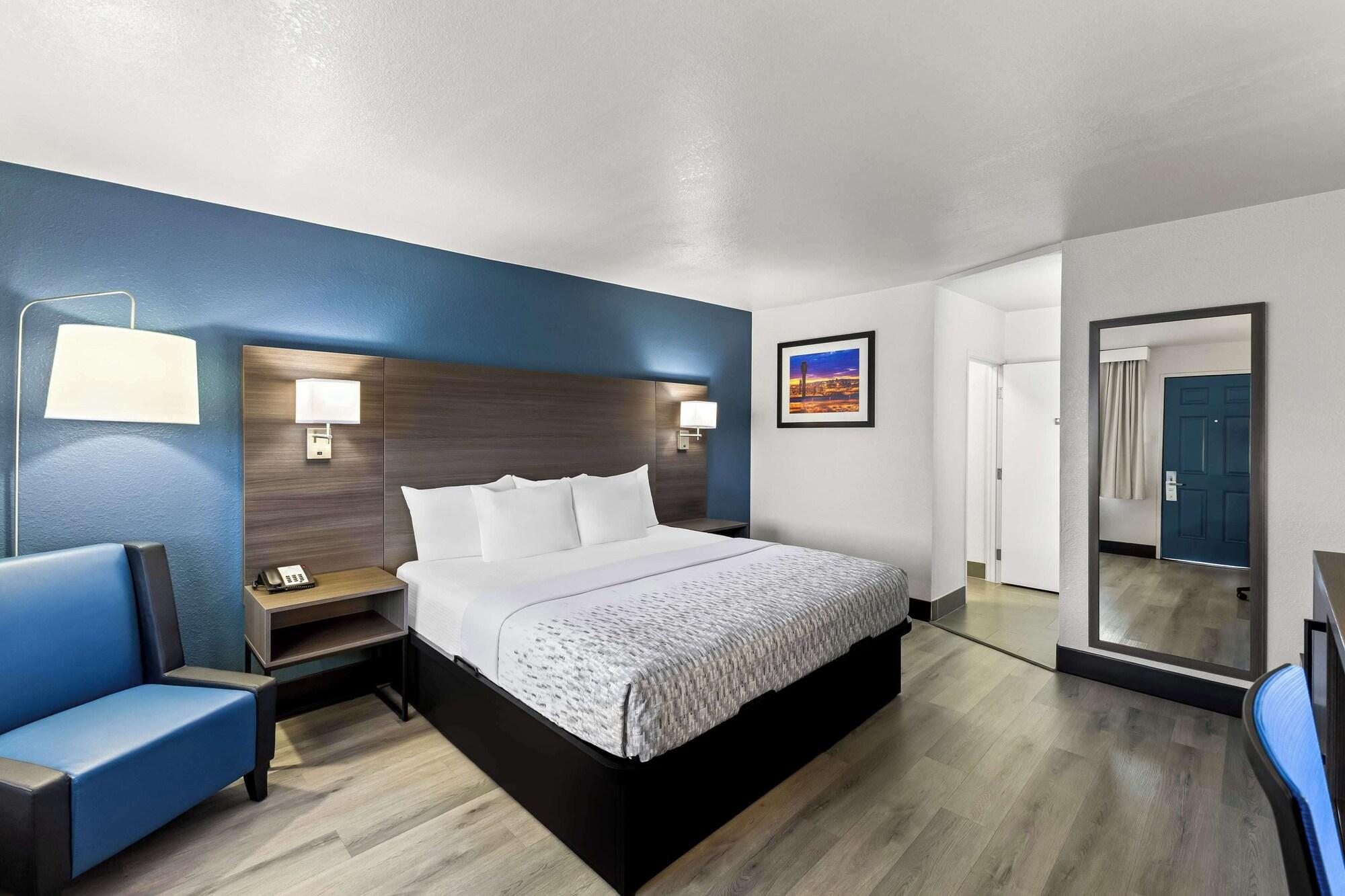 Varios SureStay Hotel by Best Western Phoenix Airport