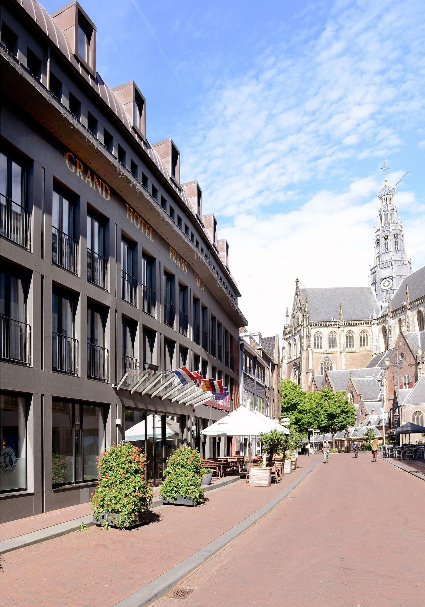 Vista Exterior Amrâth Grand Hotel Frans Hals