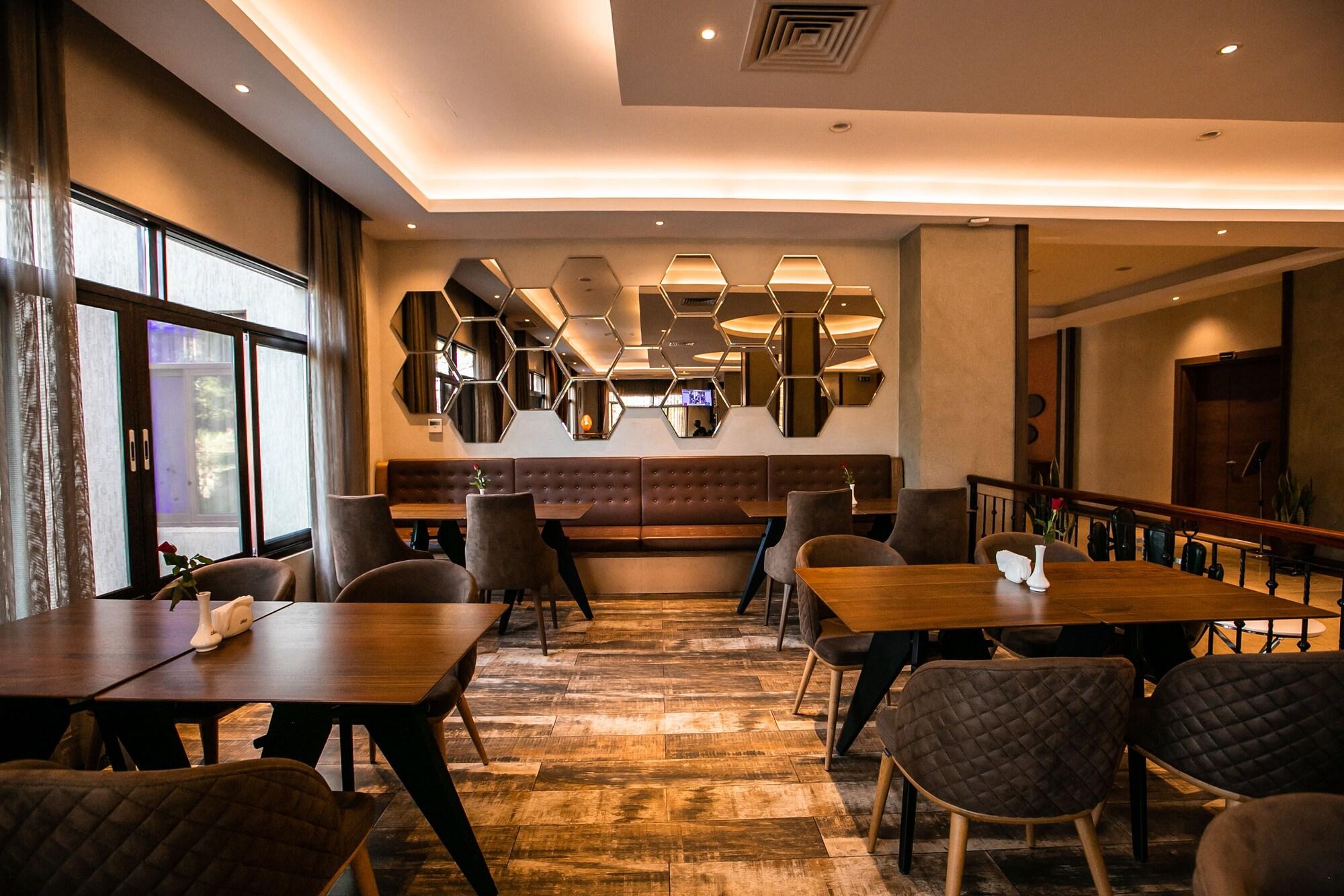 Restaurant Athena Hotel Kampala