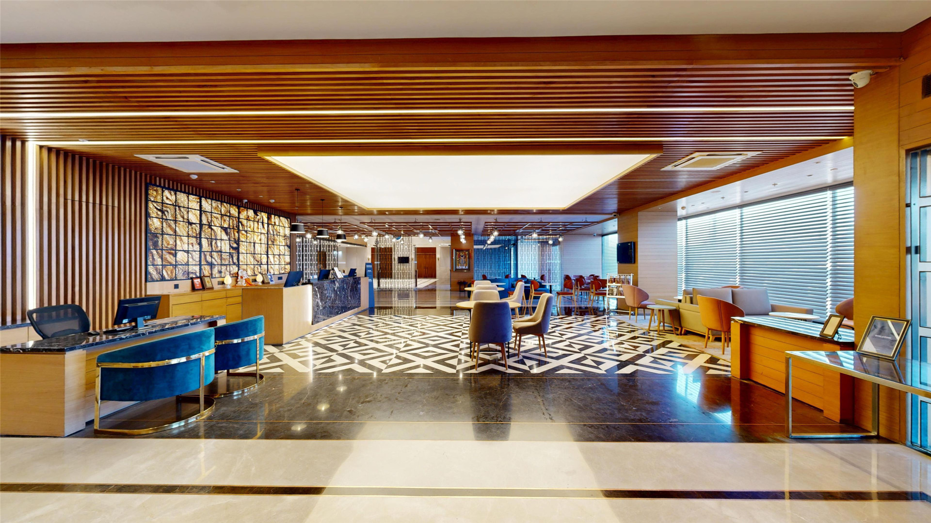 Vista Lobby Radisson Hotel Nathdwara