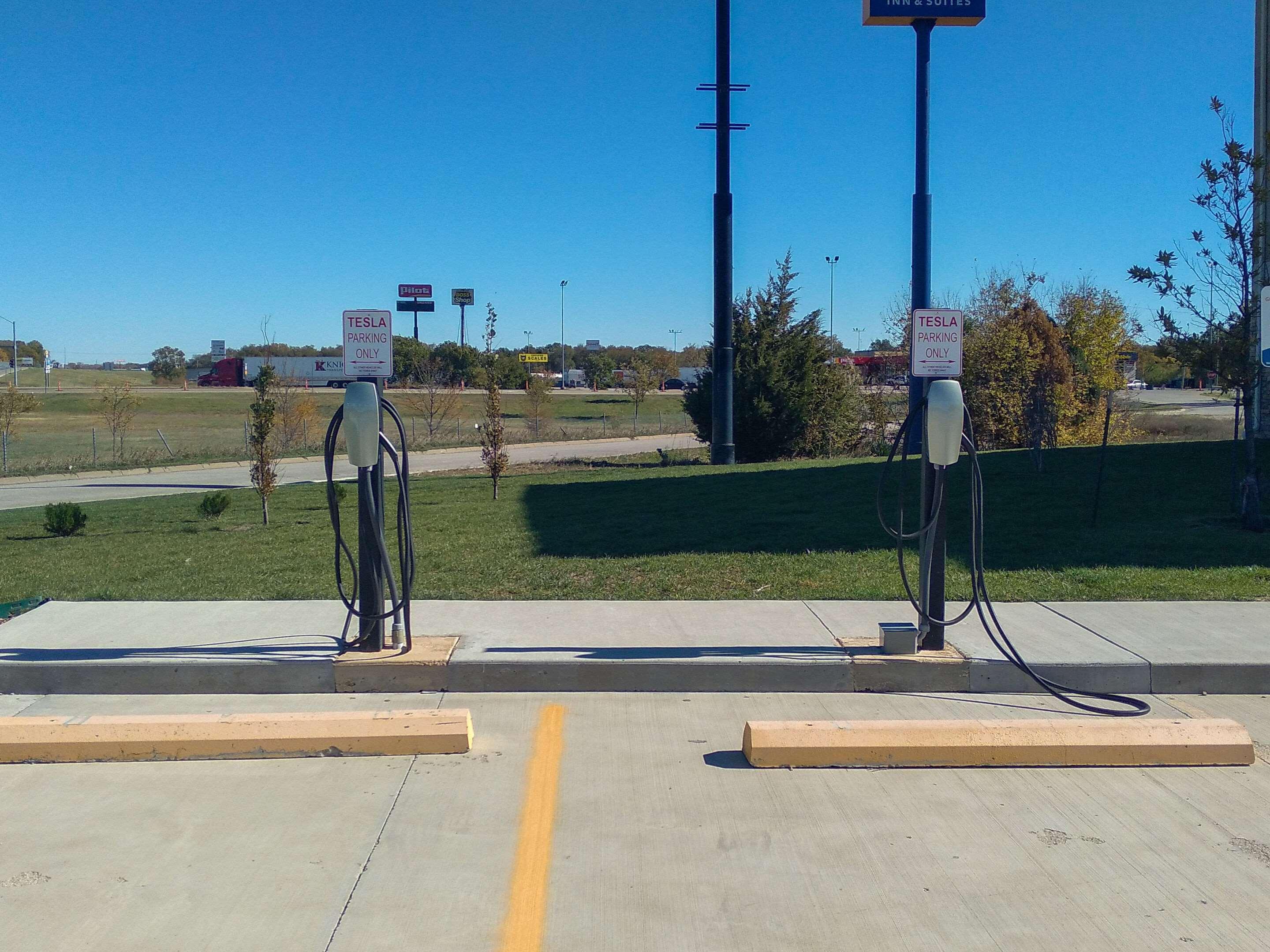 Vista Exterior Comfort Inn & Suites Salina North