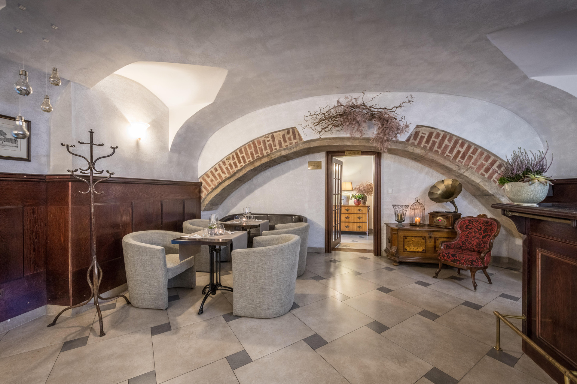 Vista Lobby Monastery Garden Prague