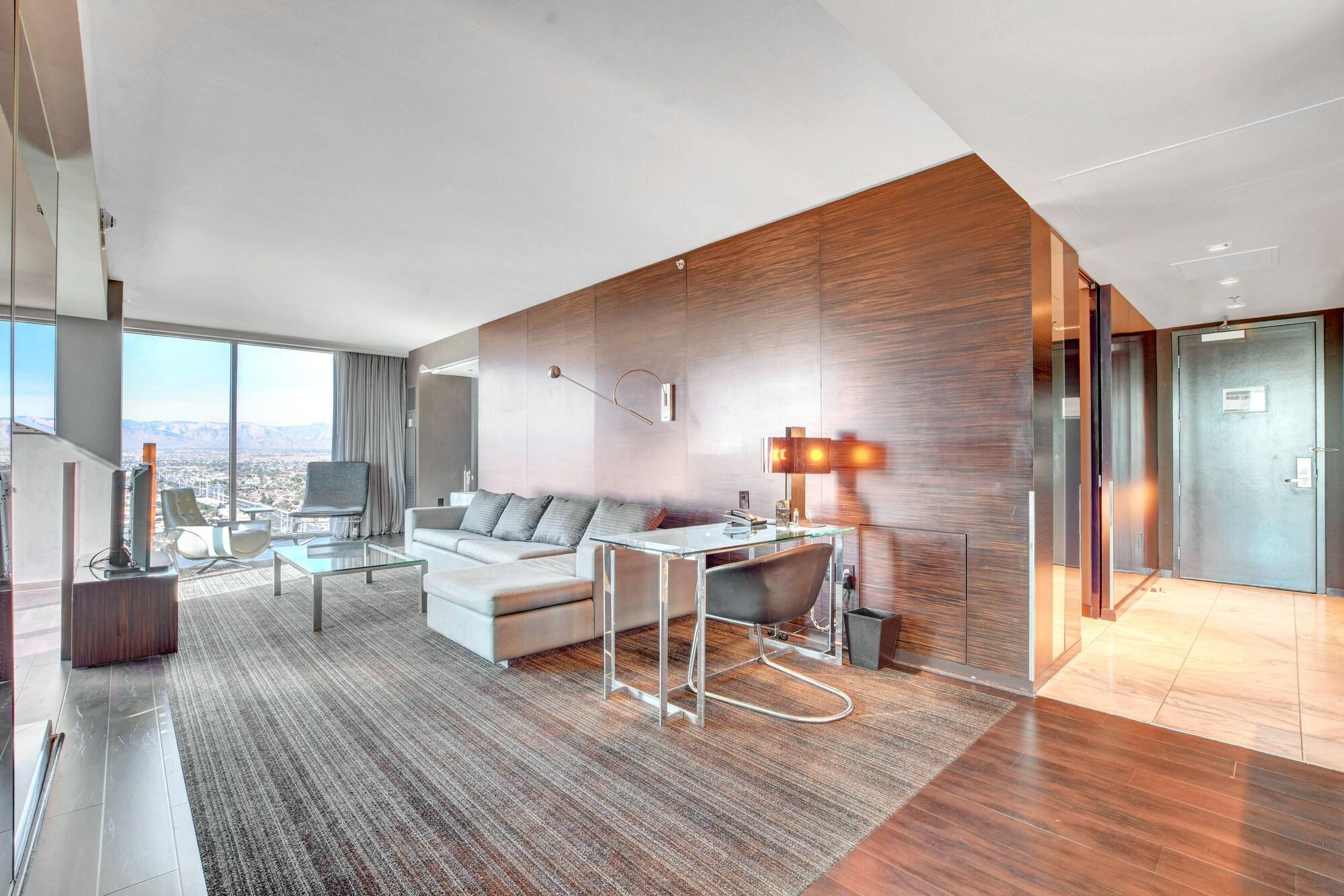 Comodidades del Alojamiento Panoramic Room on 36 floor