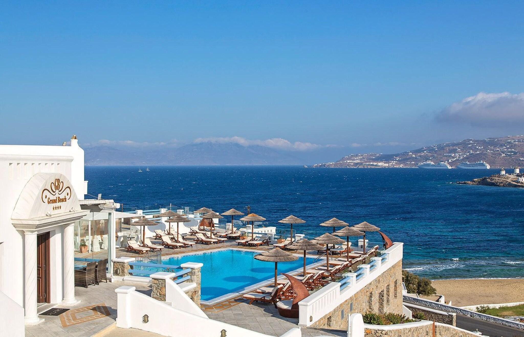 Vista Exterior Grand Beach Mykonos