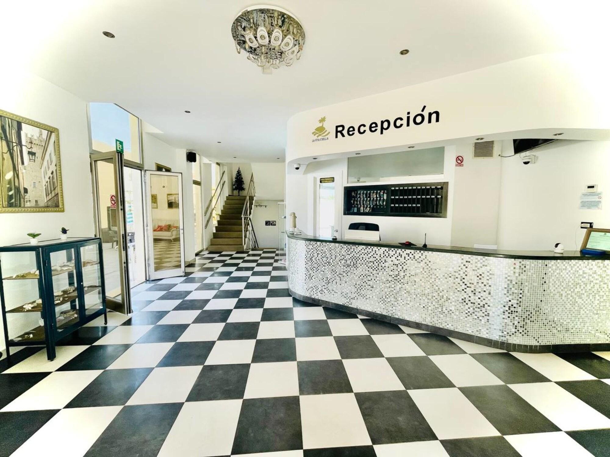 Vista Lobby La Vita E Bella Hotel Ristorante