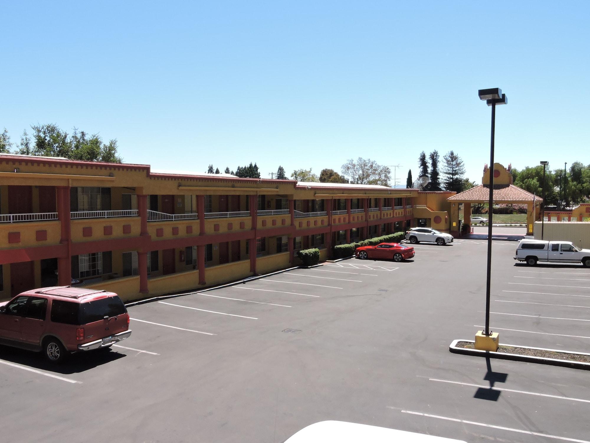 Comodidades del Alojamiento Mission Inn and Suites