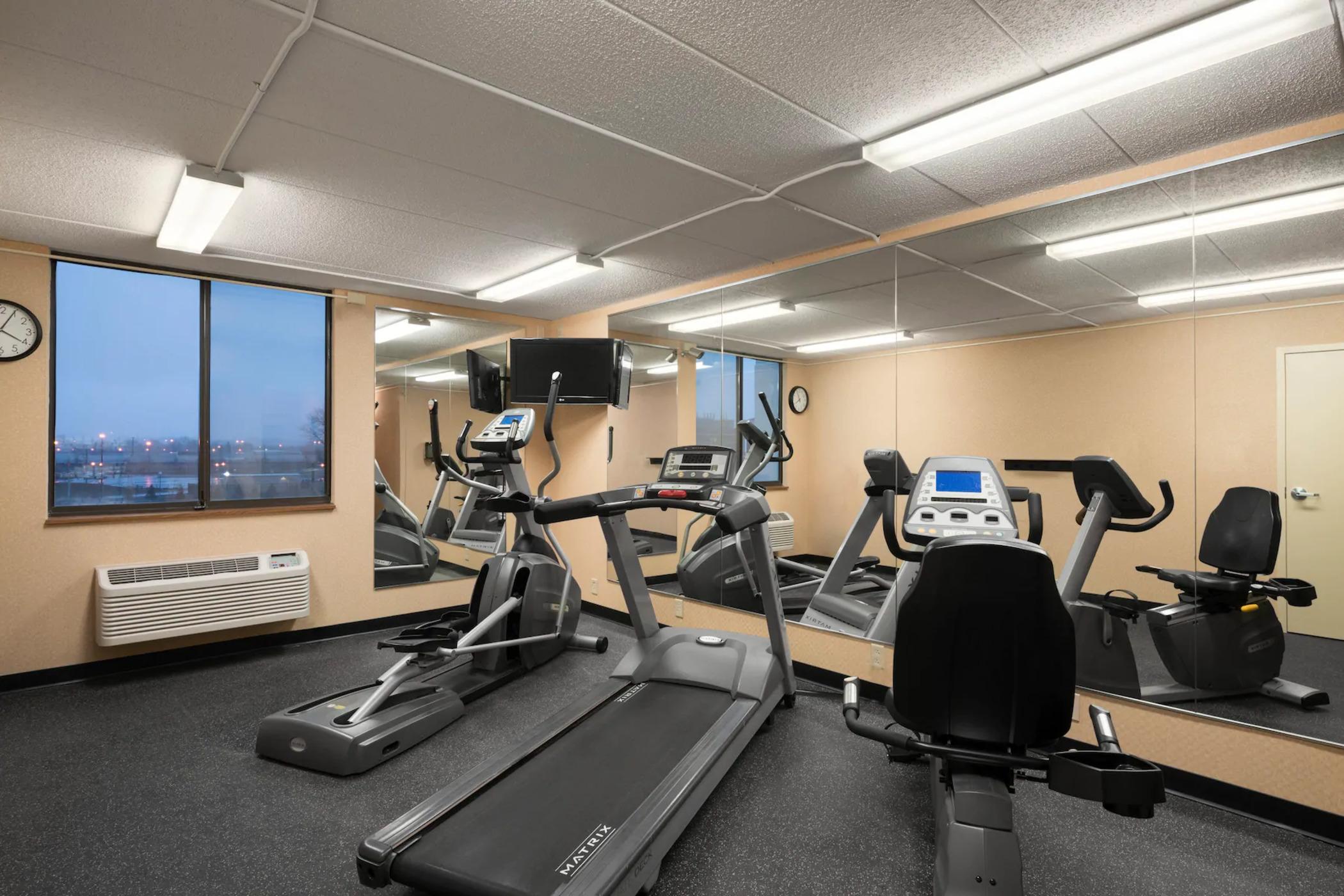 Gimnasio Days Hotel by Wyndham University Ave SE